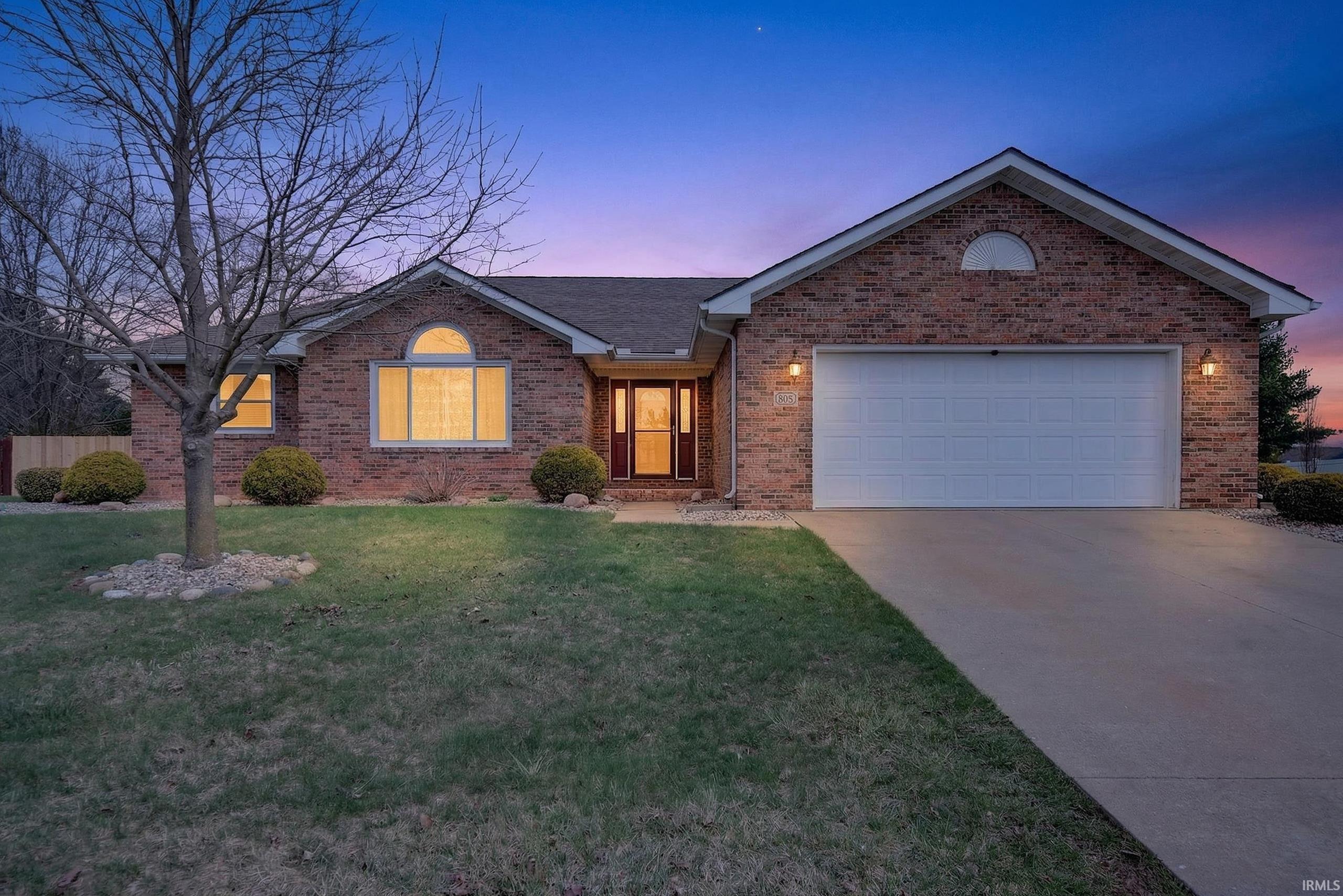 Photo of 805 Lakeside Drive, Kokomo, IN 46902