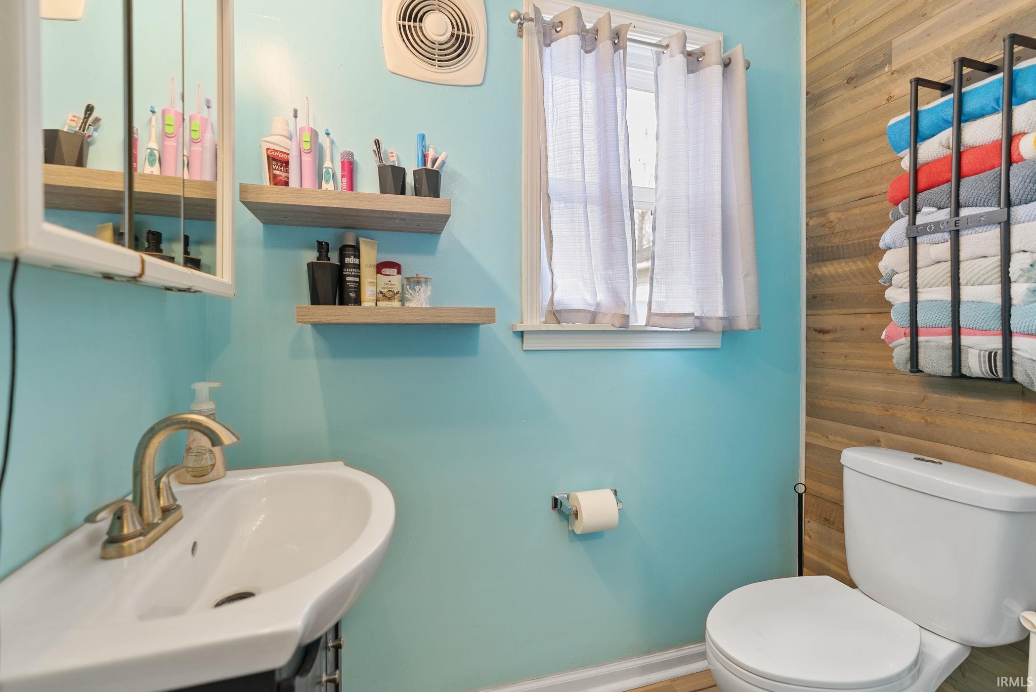 Photo 26 of 207 N Line Street