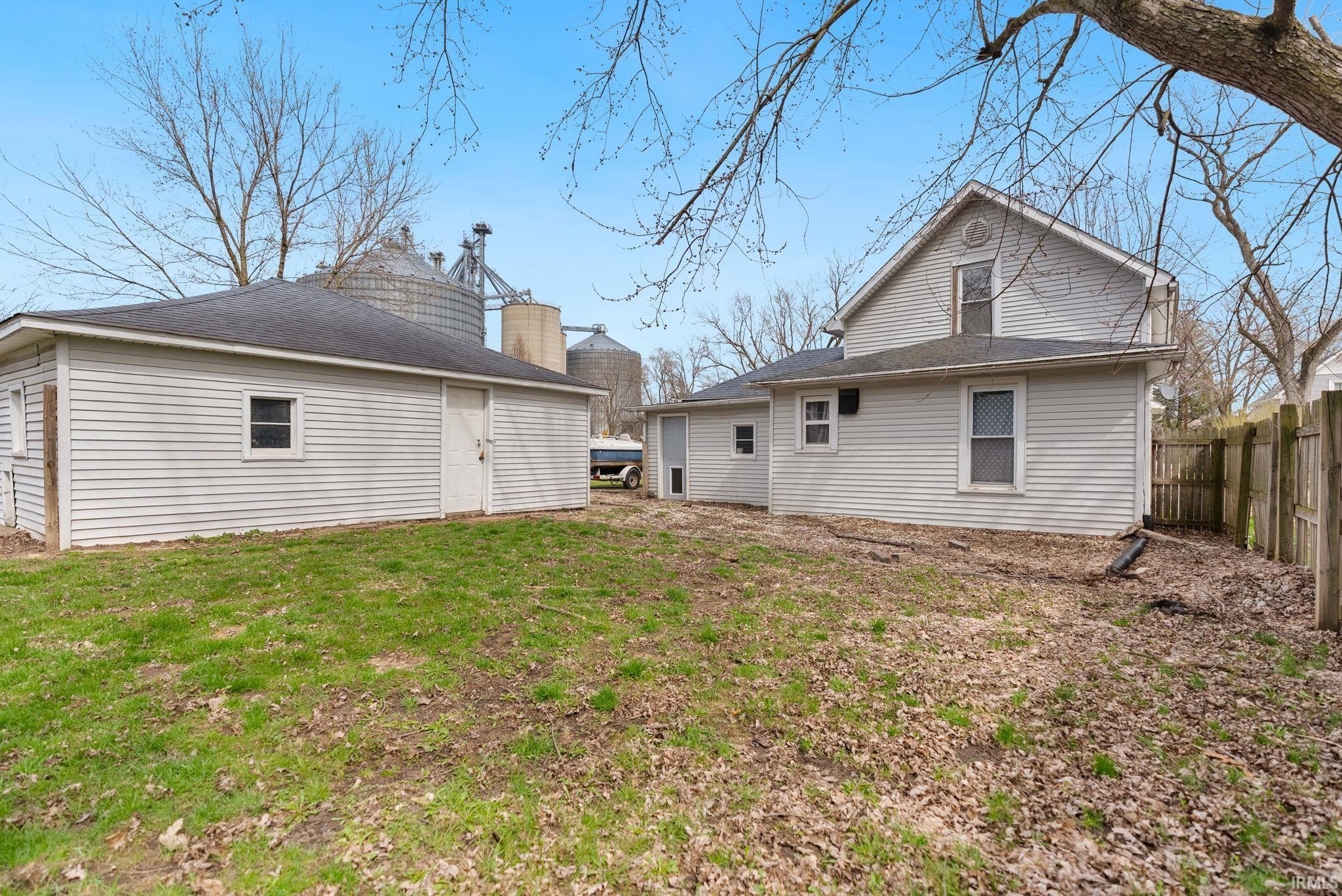 Photo 34 of 207 N Line Street