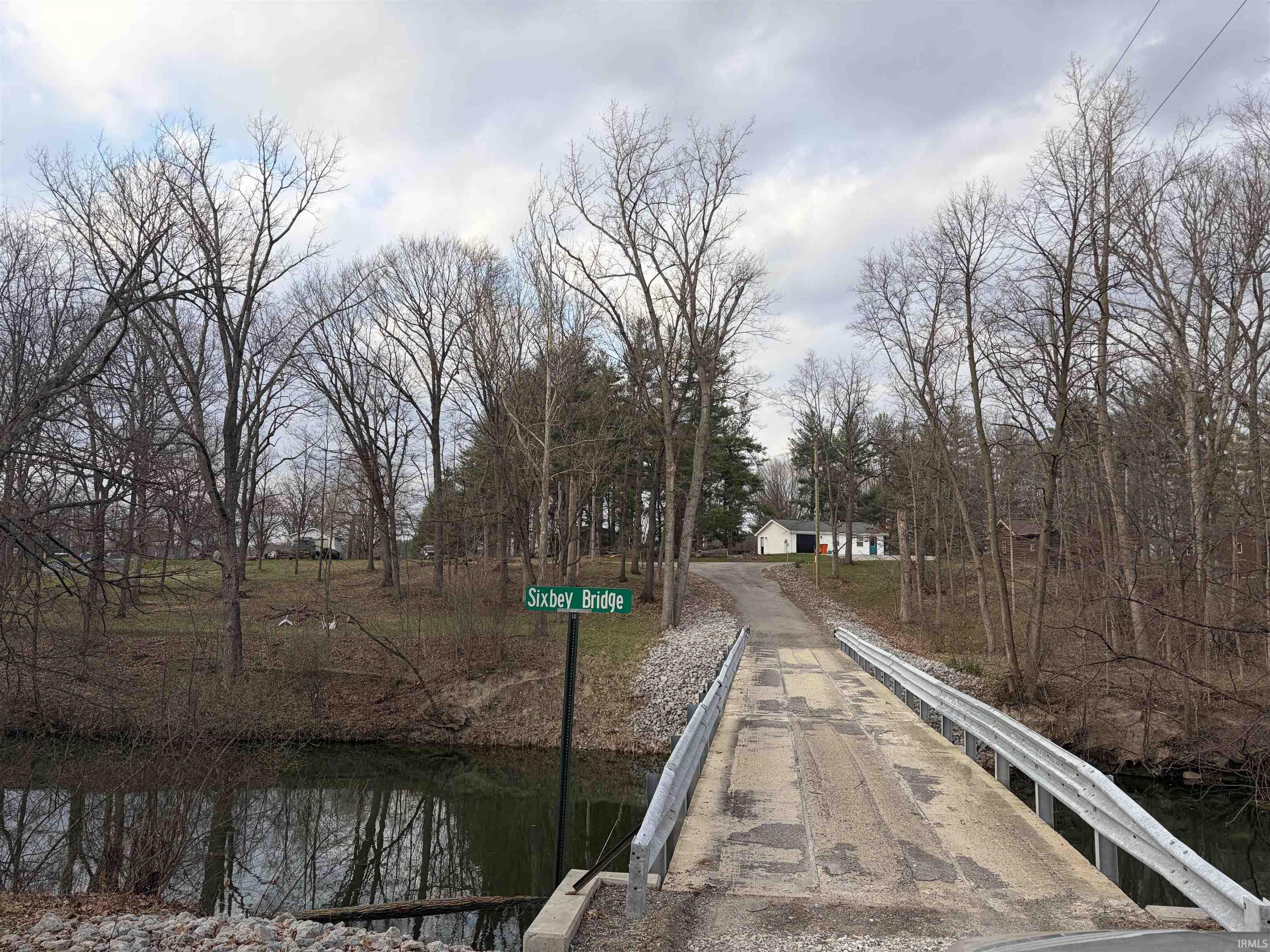 29th image of 1 W Aquarius Dr, Monticello, IN 47960 | MLS# 202610401