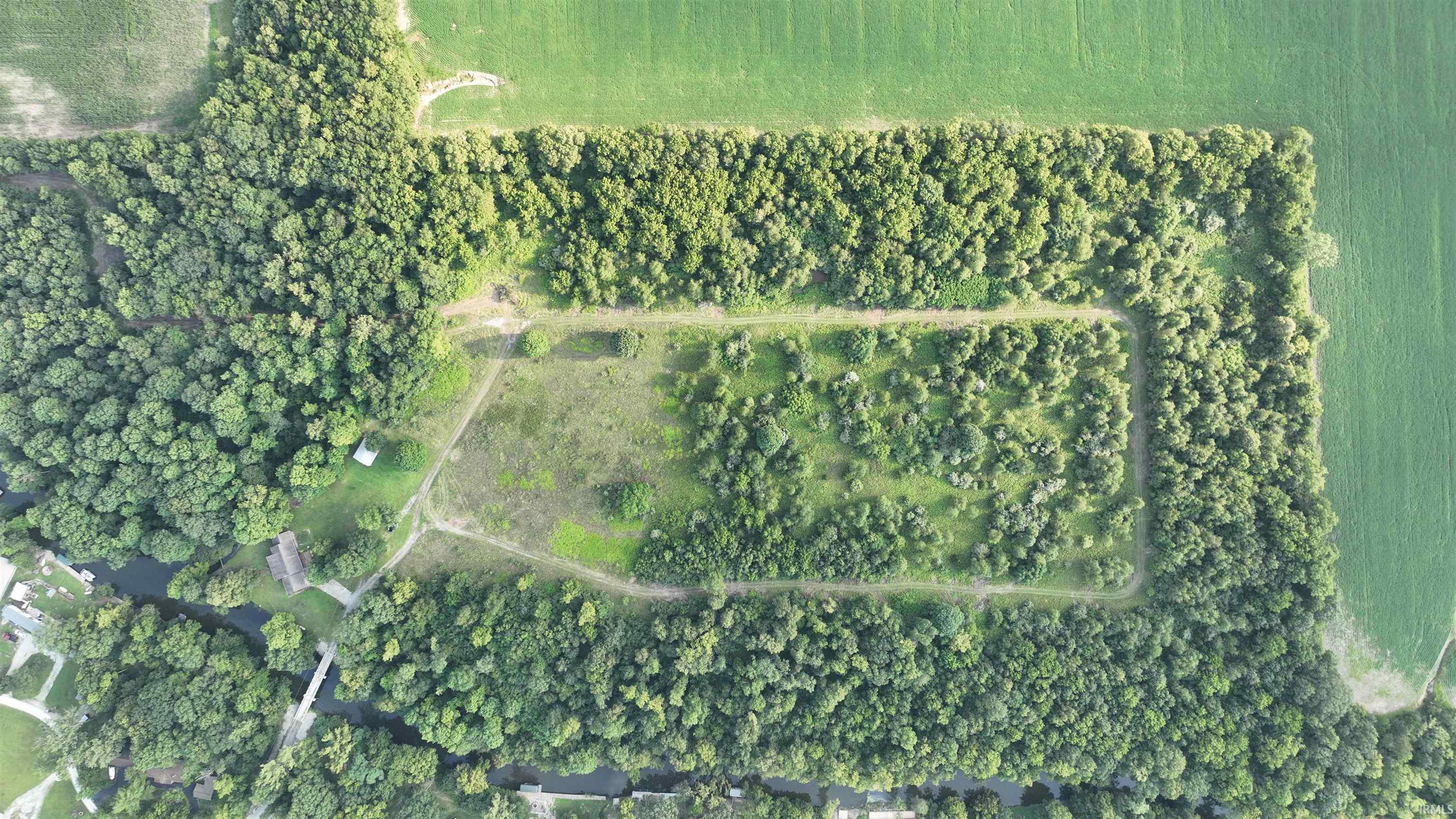 5th image of 1 W Aquarius Dr, Monticello, IN 47960 | MLS# 202610401