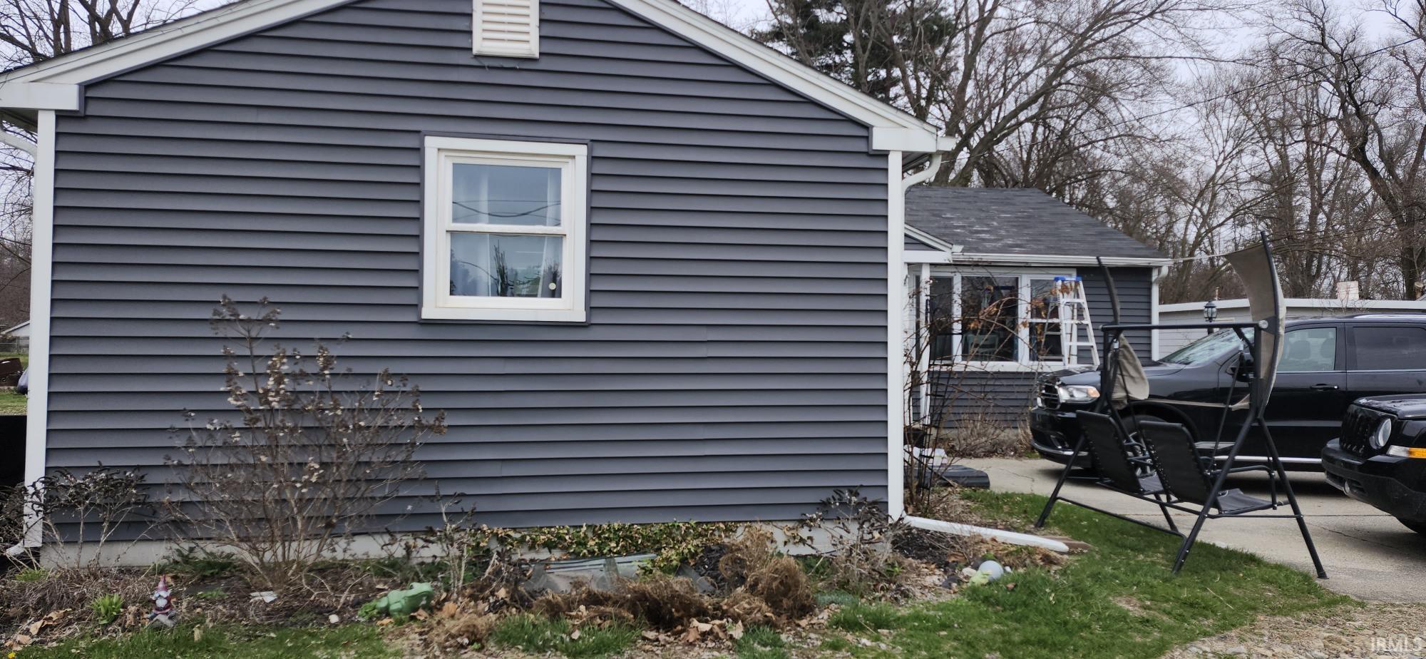 Photo of 22841 Greenleaf Boulevard