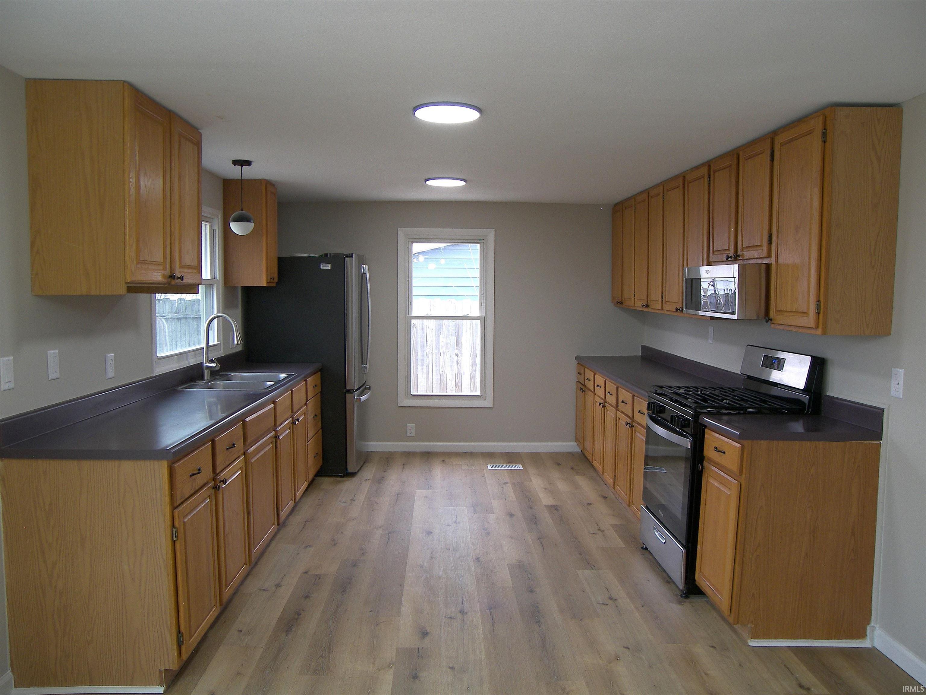 Photo 15 of 1307 Greenhill Drive