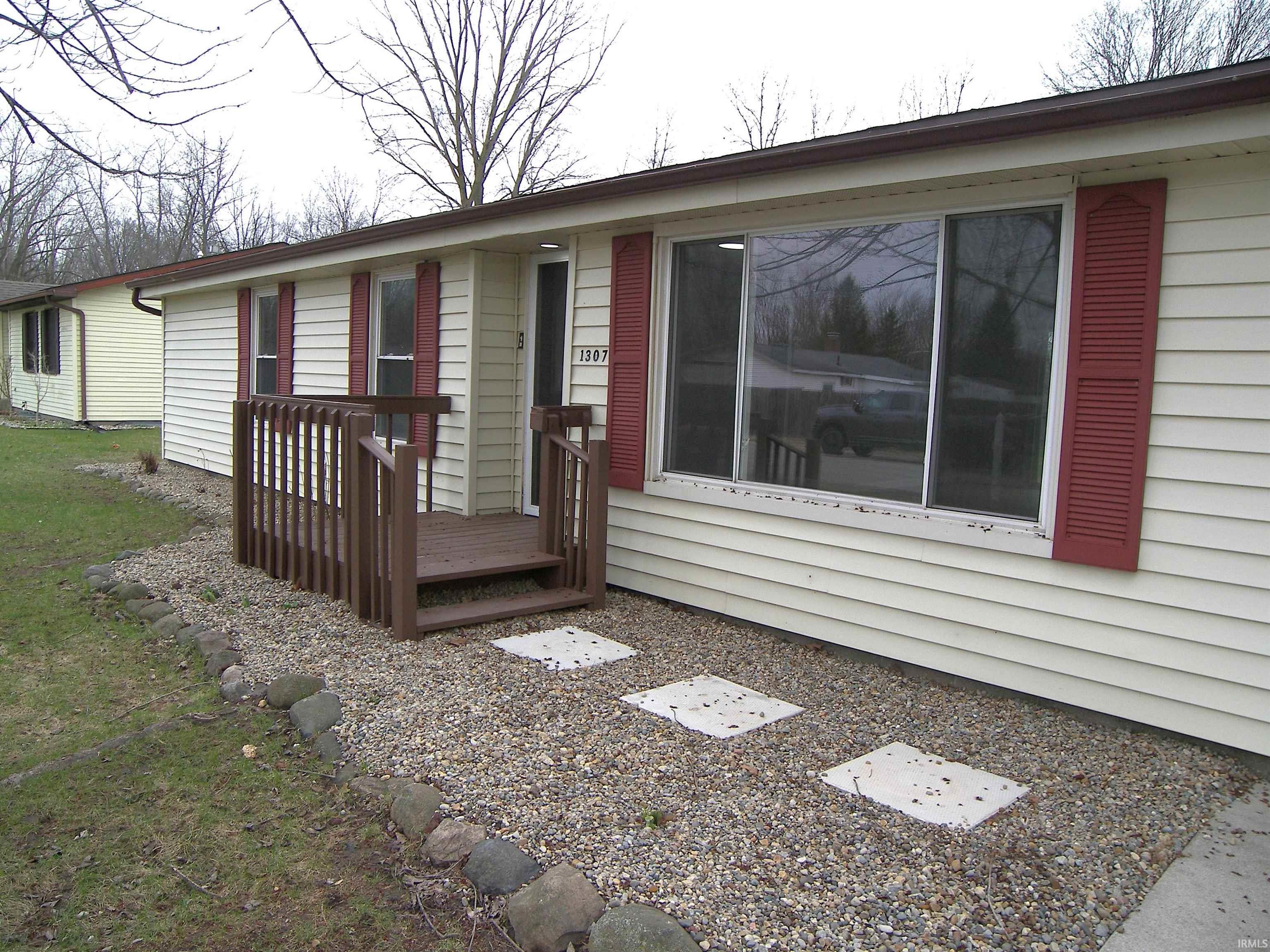 Photo 6 of 1307 Greenhill Drive