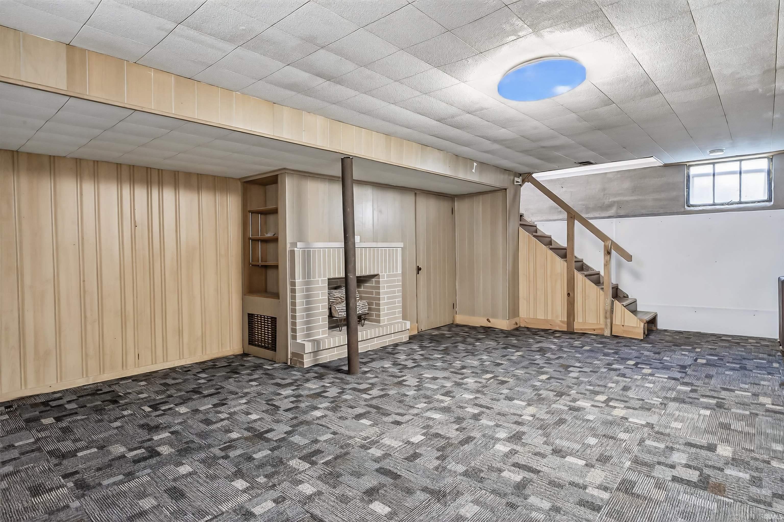 Photo 28 of 1905 Spring Street