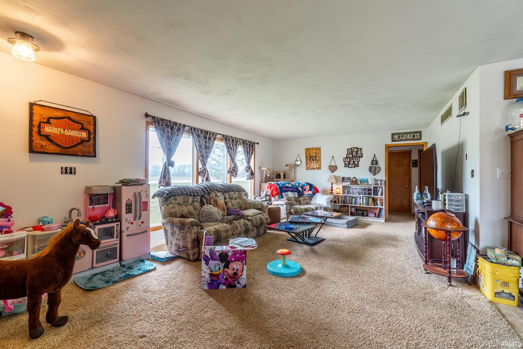 Photo 19 of 7403 S US 27 Highway