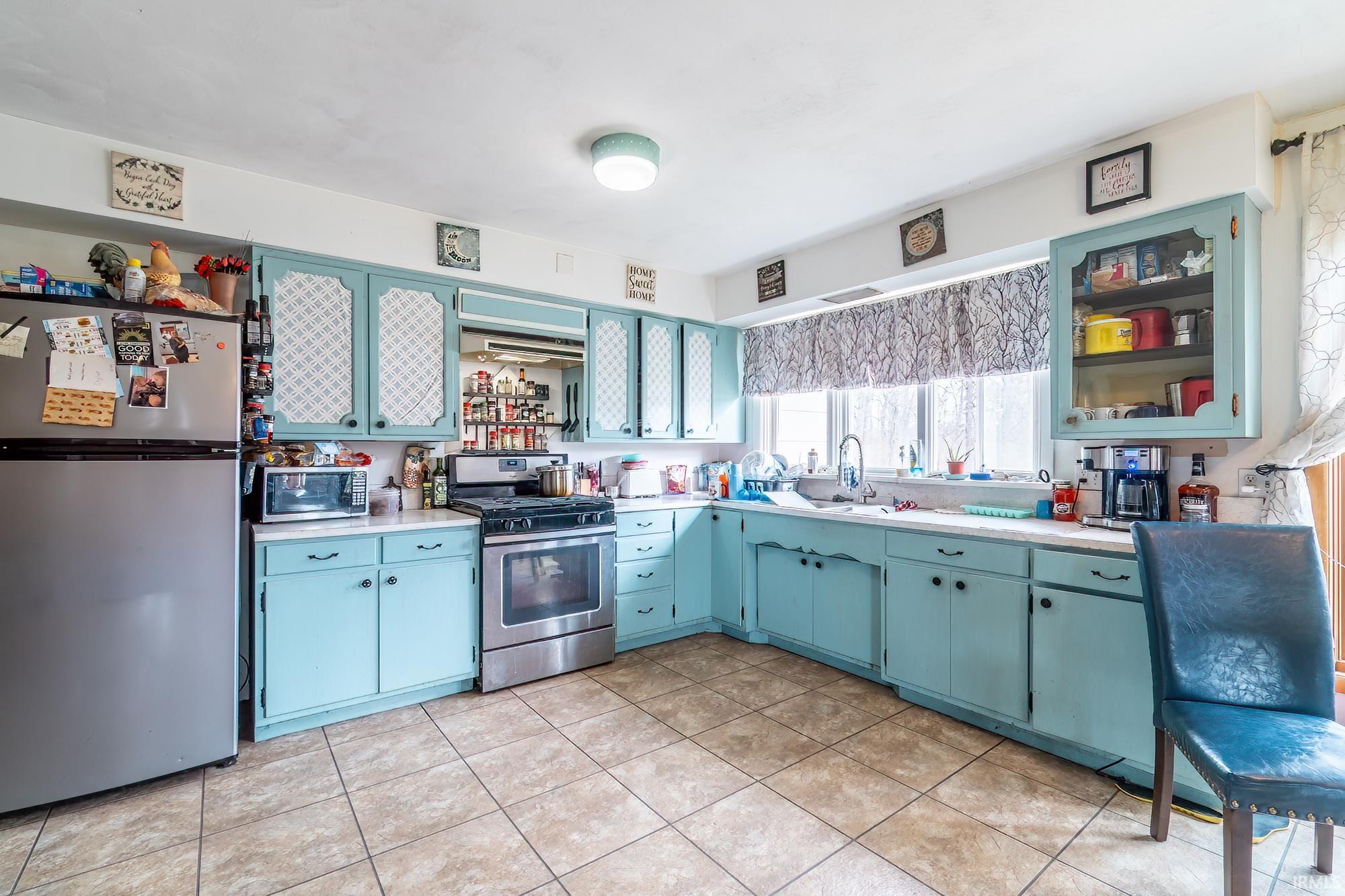 Photo 3 of 7403 S US 27 Highway