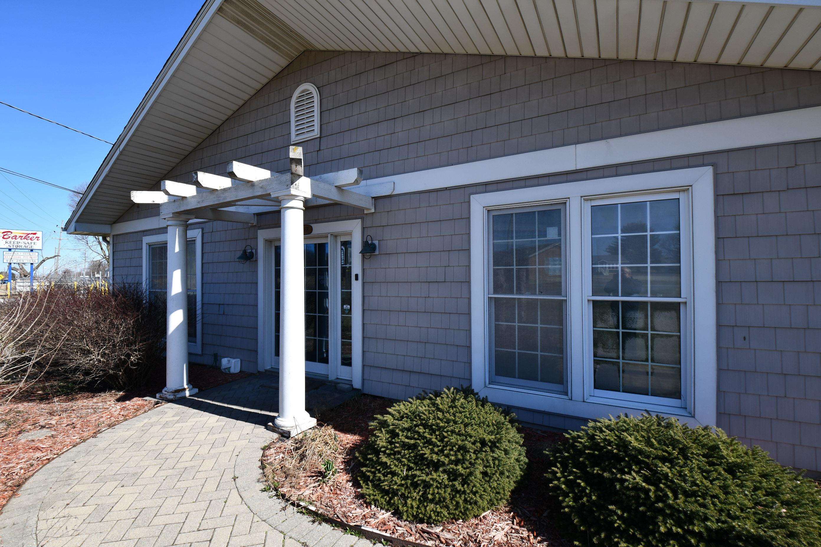 Photo 1 of 4068 N State Road 15   Suite A