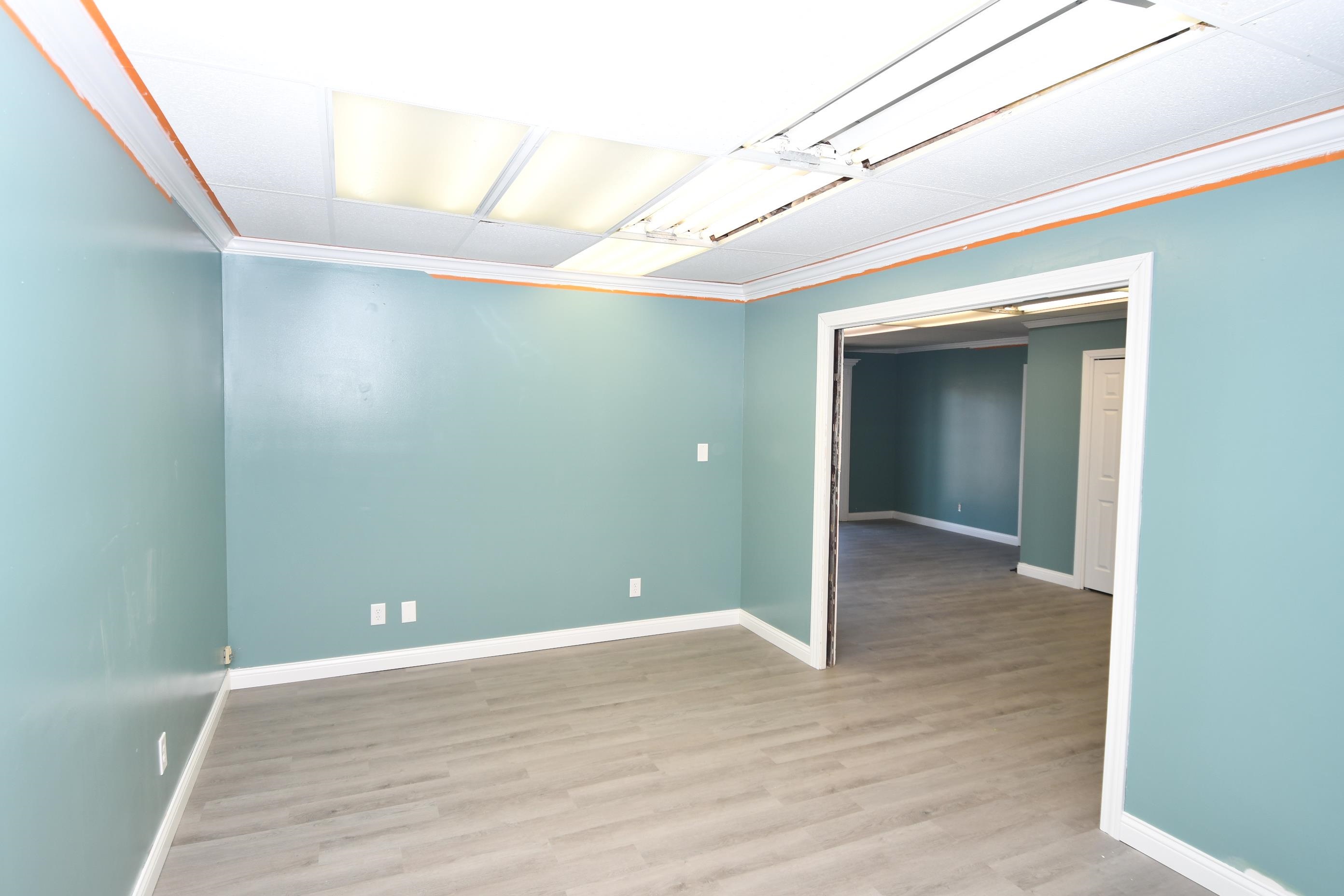 Photo 8 of 4068 N State Road 15   Suite A