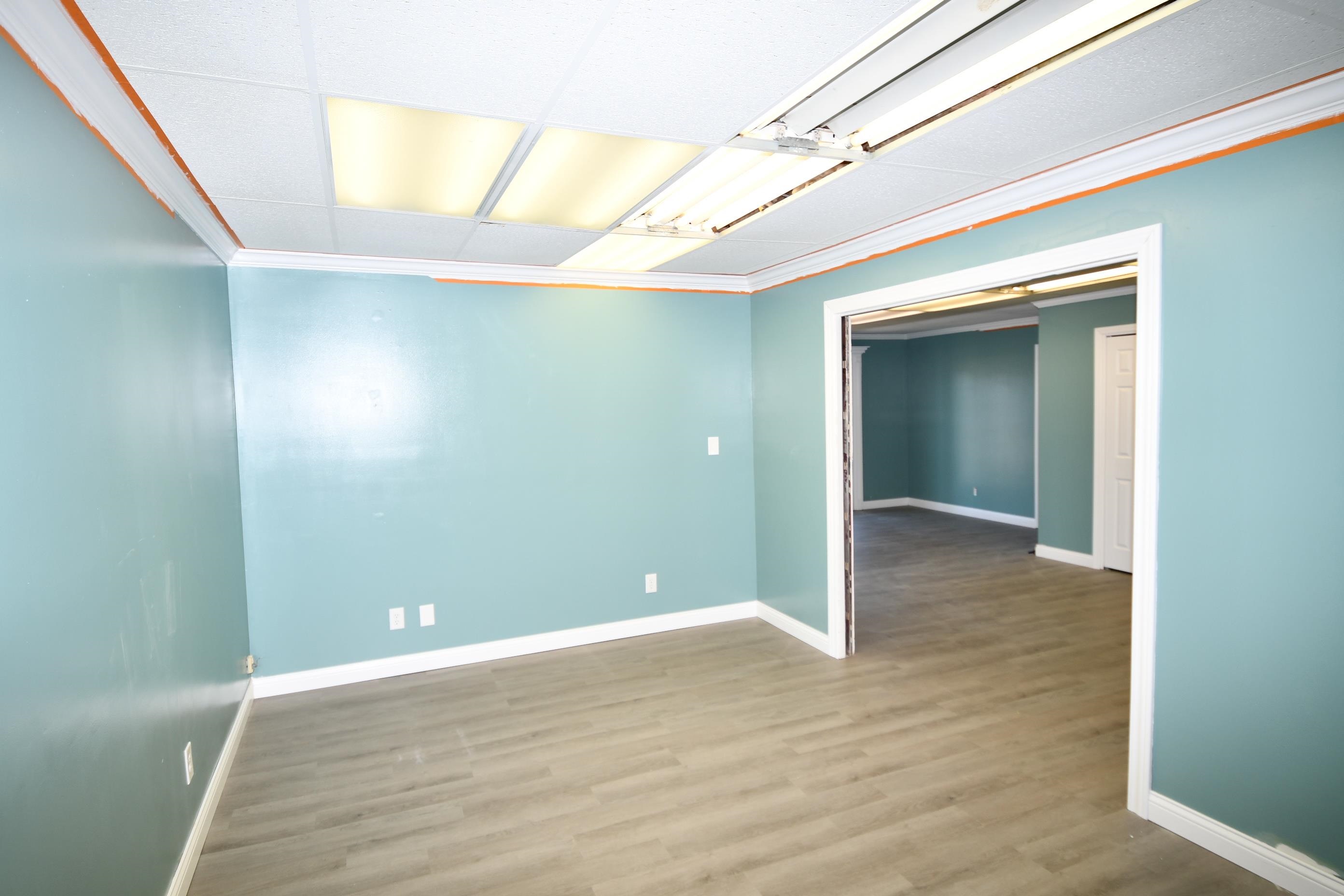 Photo 9 of 4068 N State Road 15   Suite A