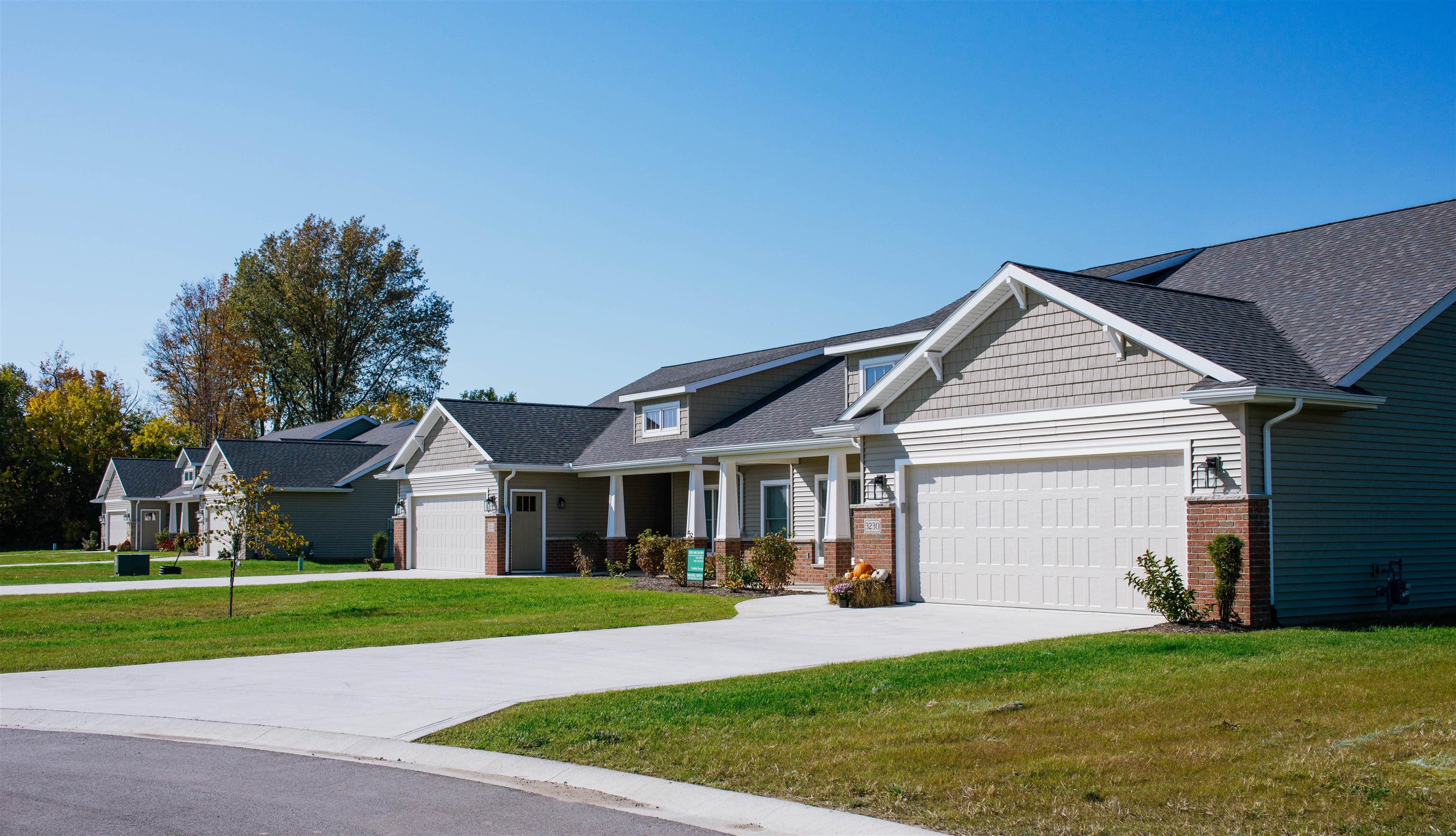 Photo 11 of 3209 W Bartlett Drive