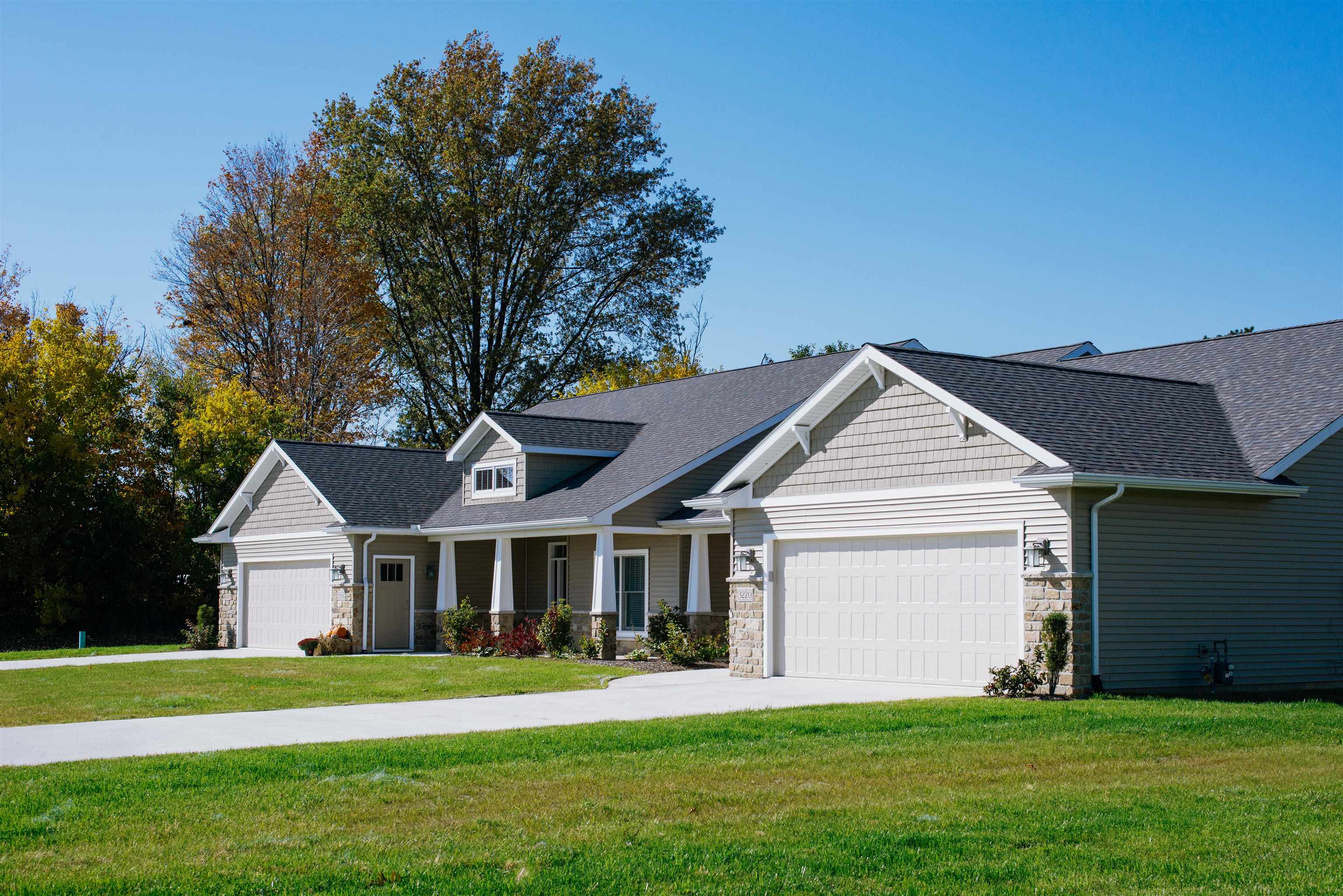 Photo 6 of 3209 W Bartlett Drive