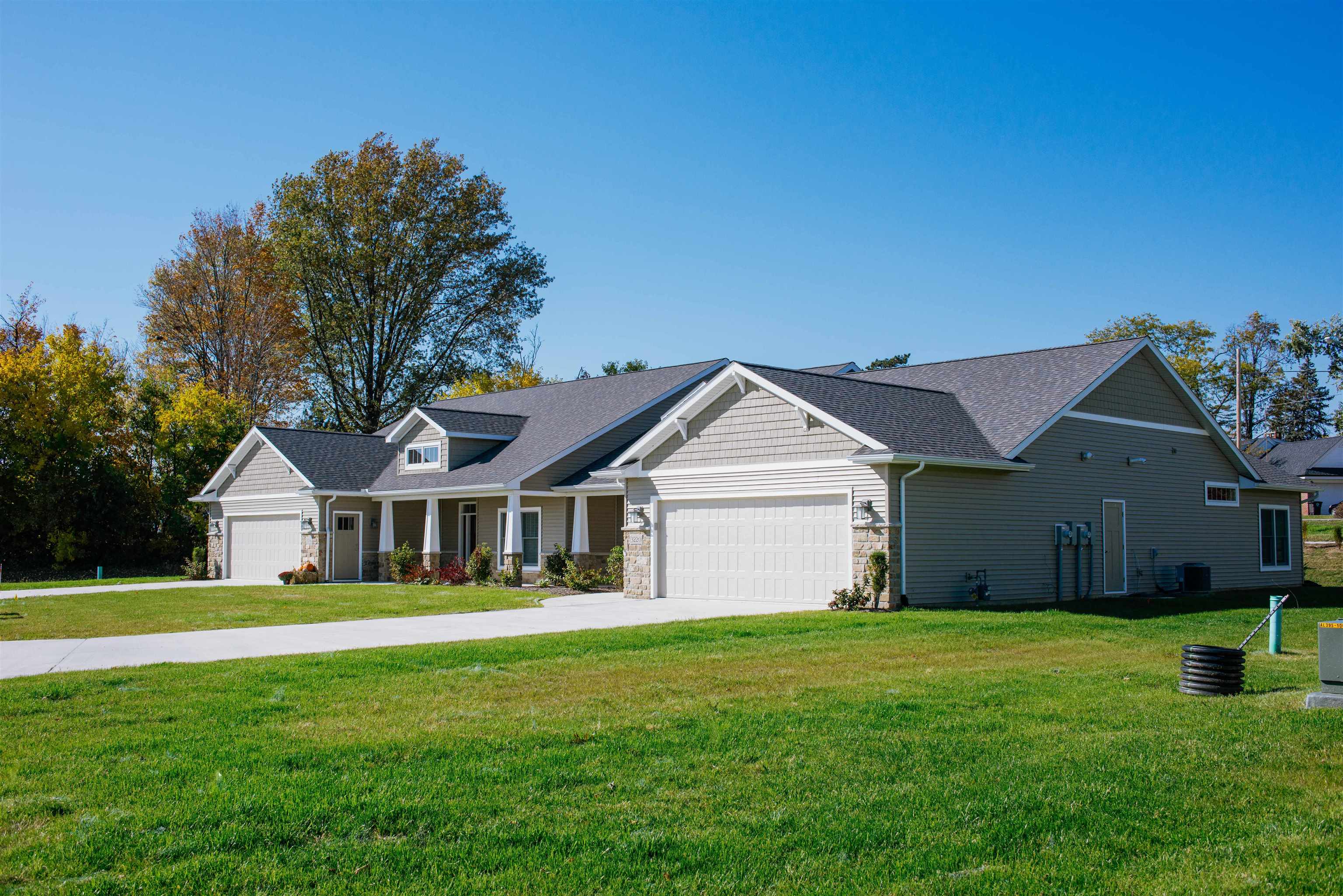 Photo 8 of 3209 W Bartlett Drive