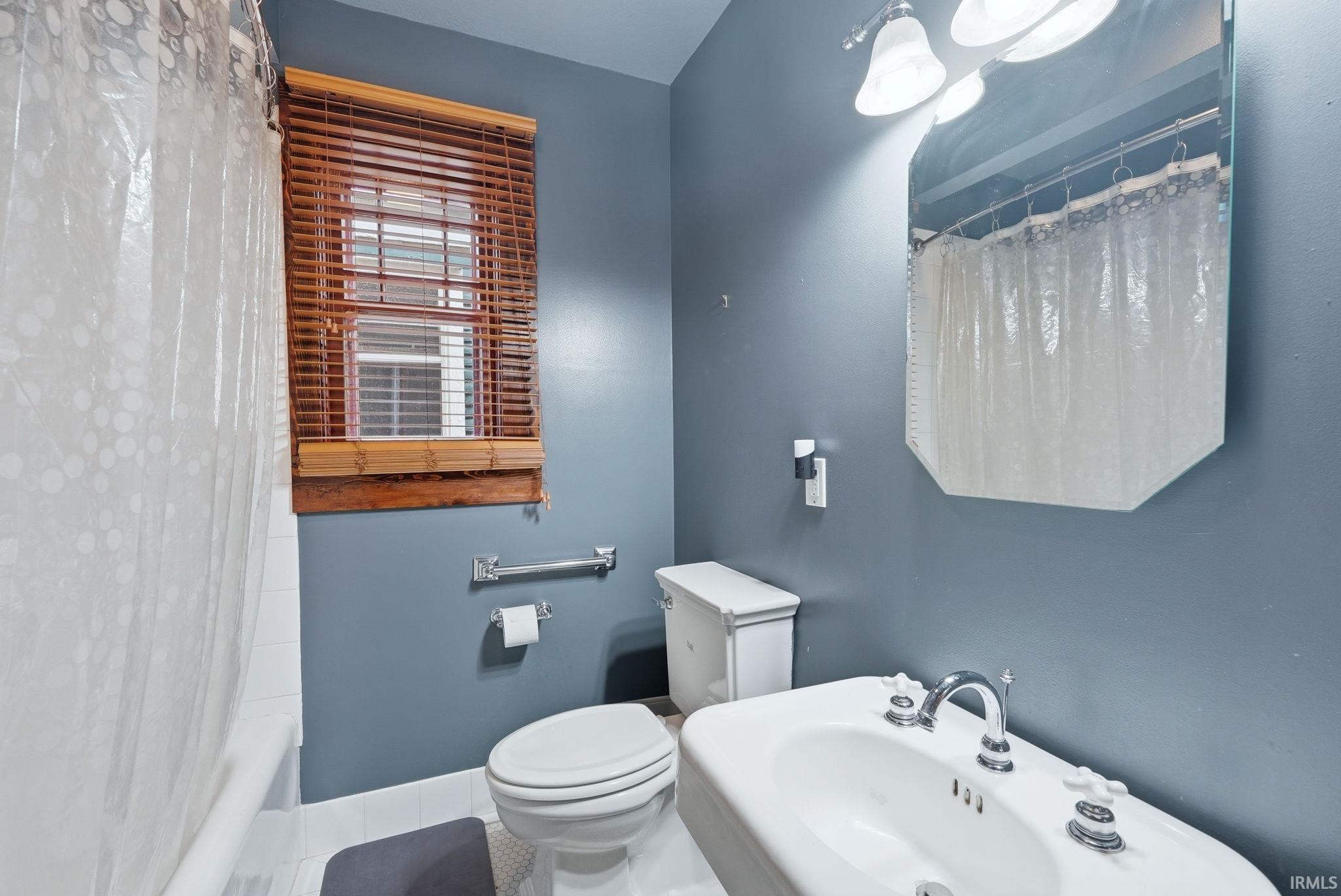 Photo 18 of 1220 W Wayne Street