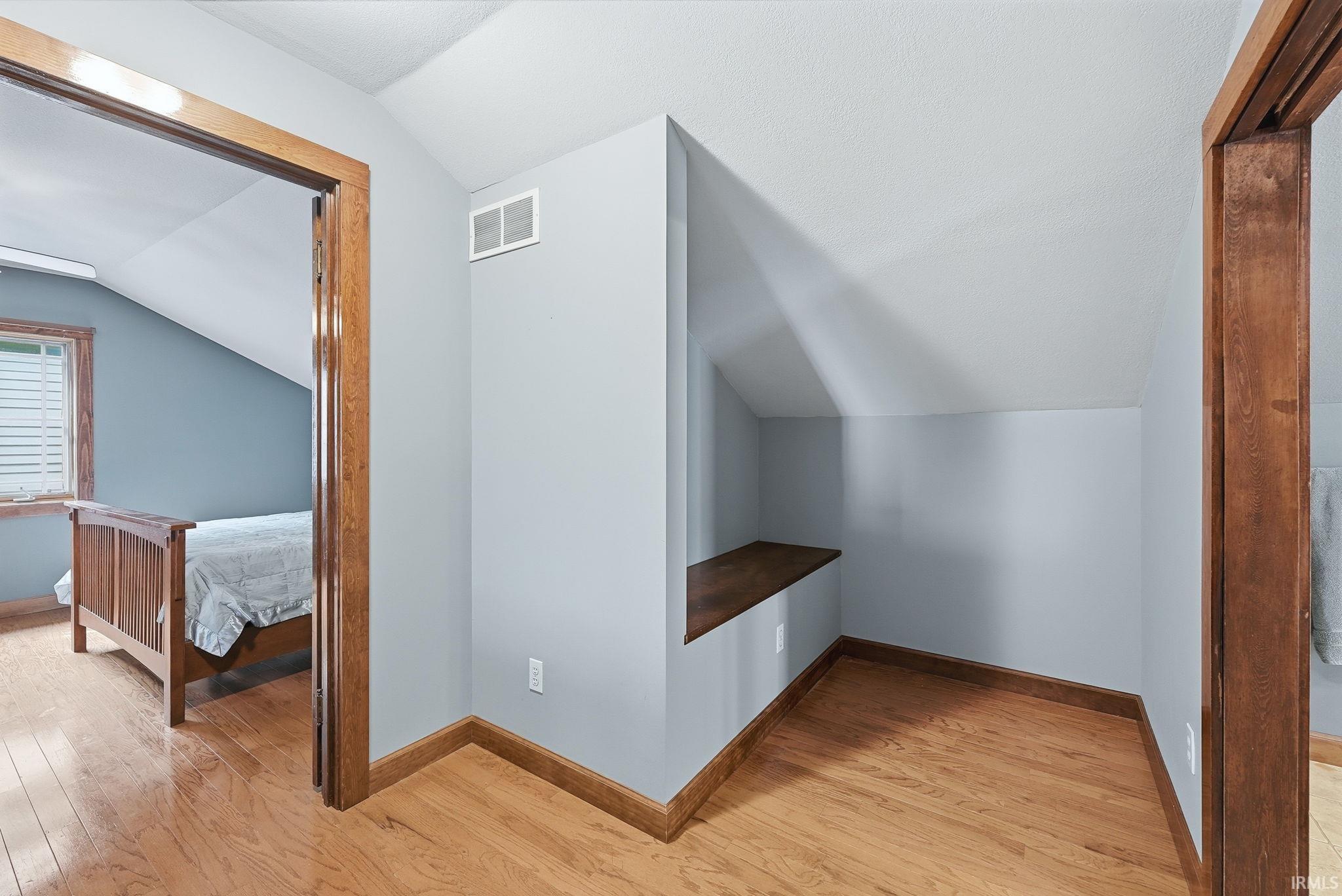 Photo 22 of 1220 W Wayne Street