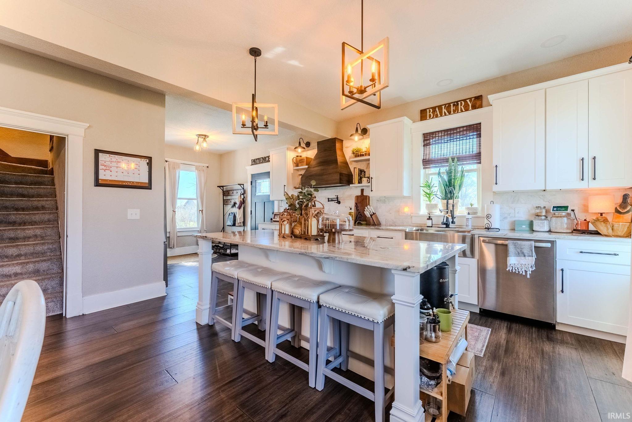 Photo 10 of 1695 Pike Street