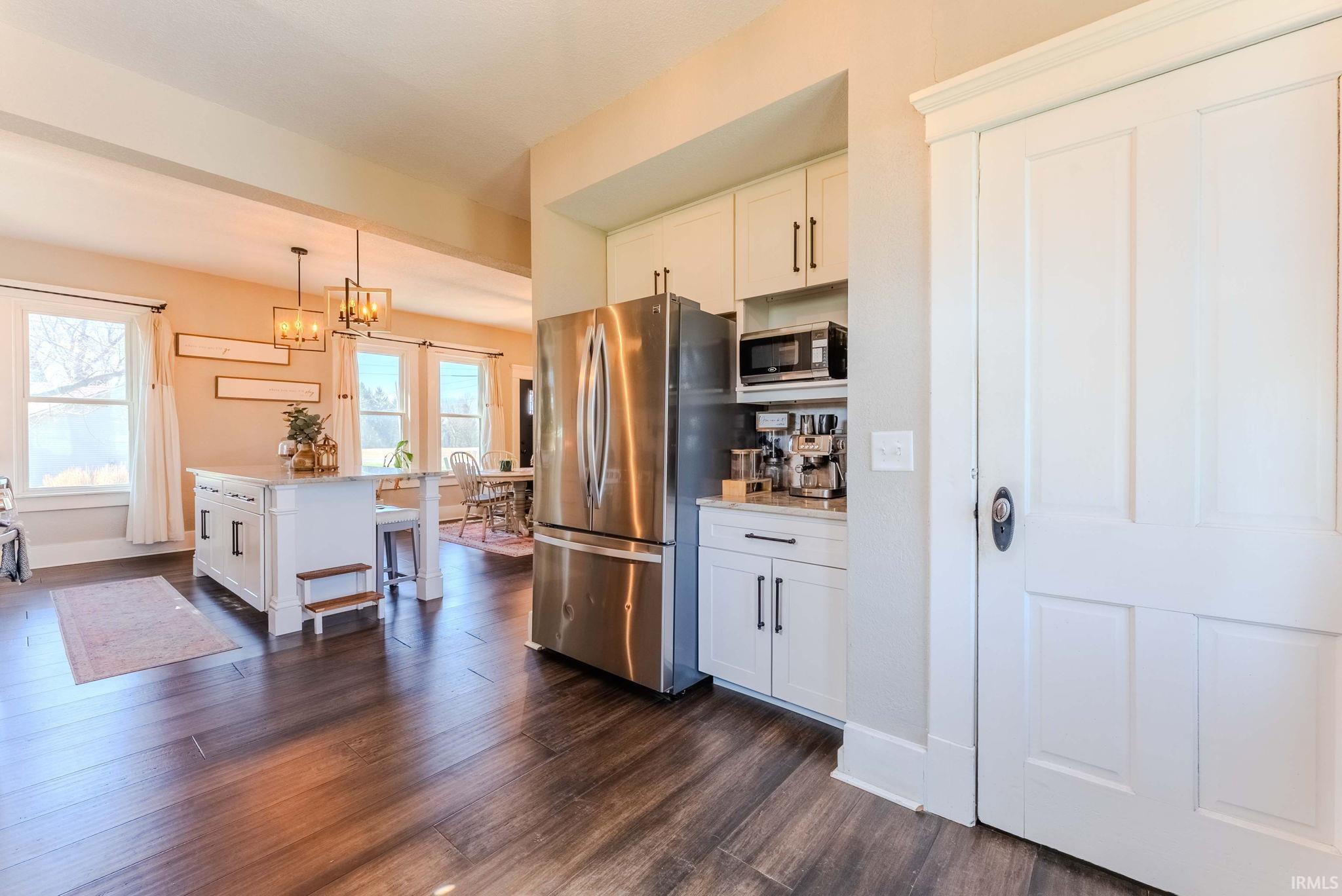 Photo 18 of 1695 Pike Street