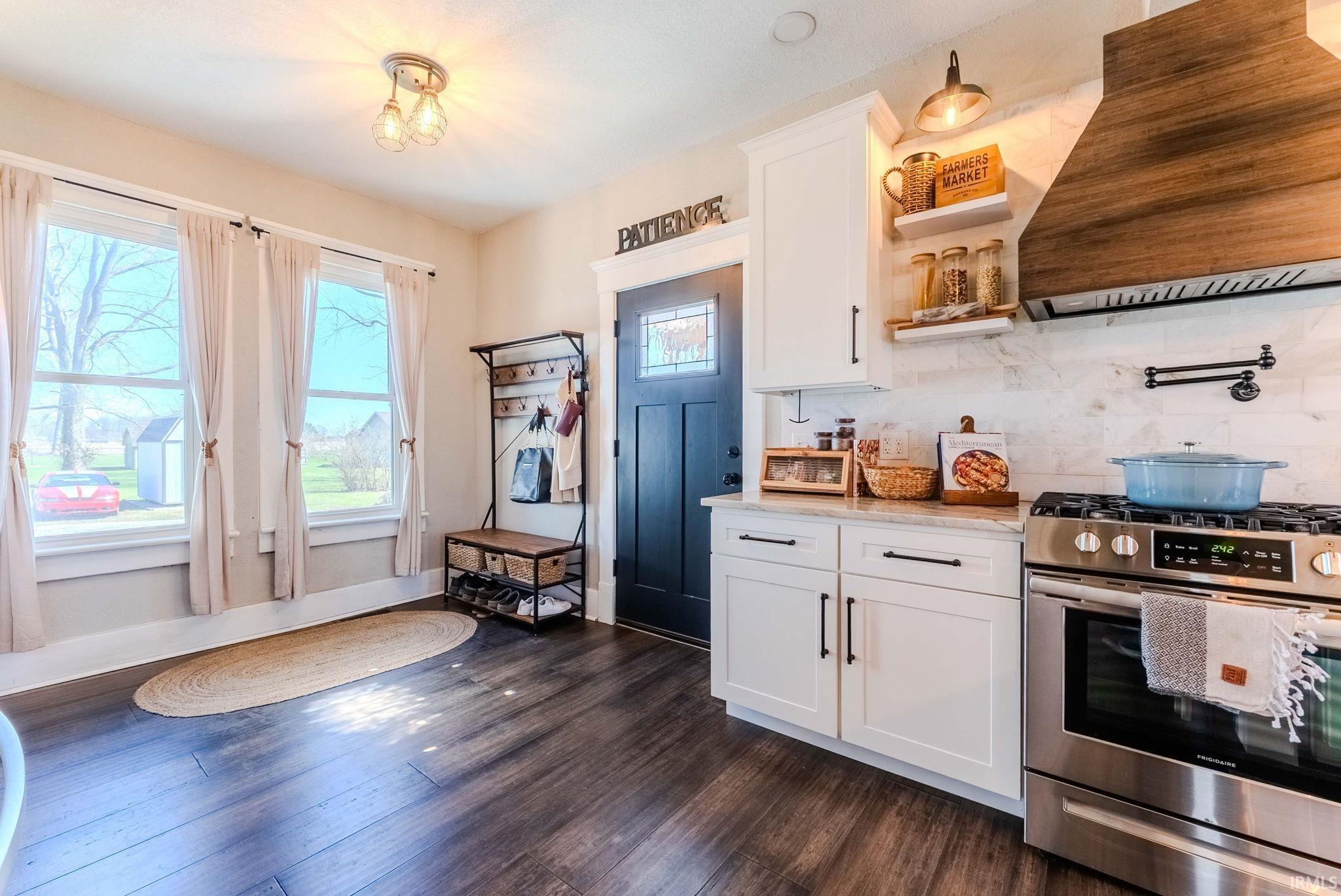 Photo 19 of 1695 Pike Street