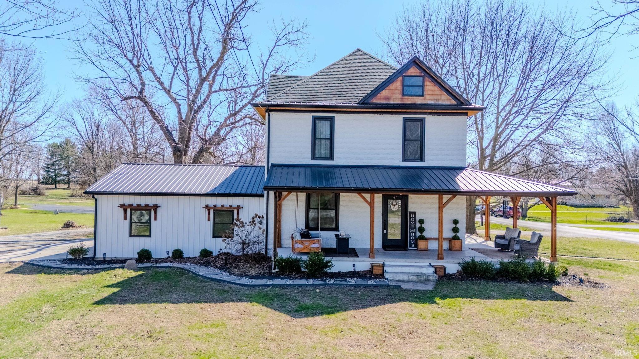 Photo 33 of 1695 Pike Street