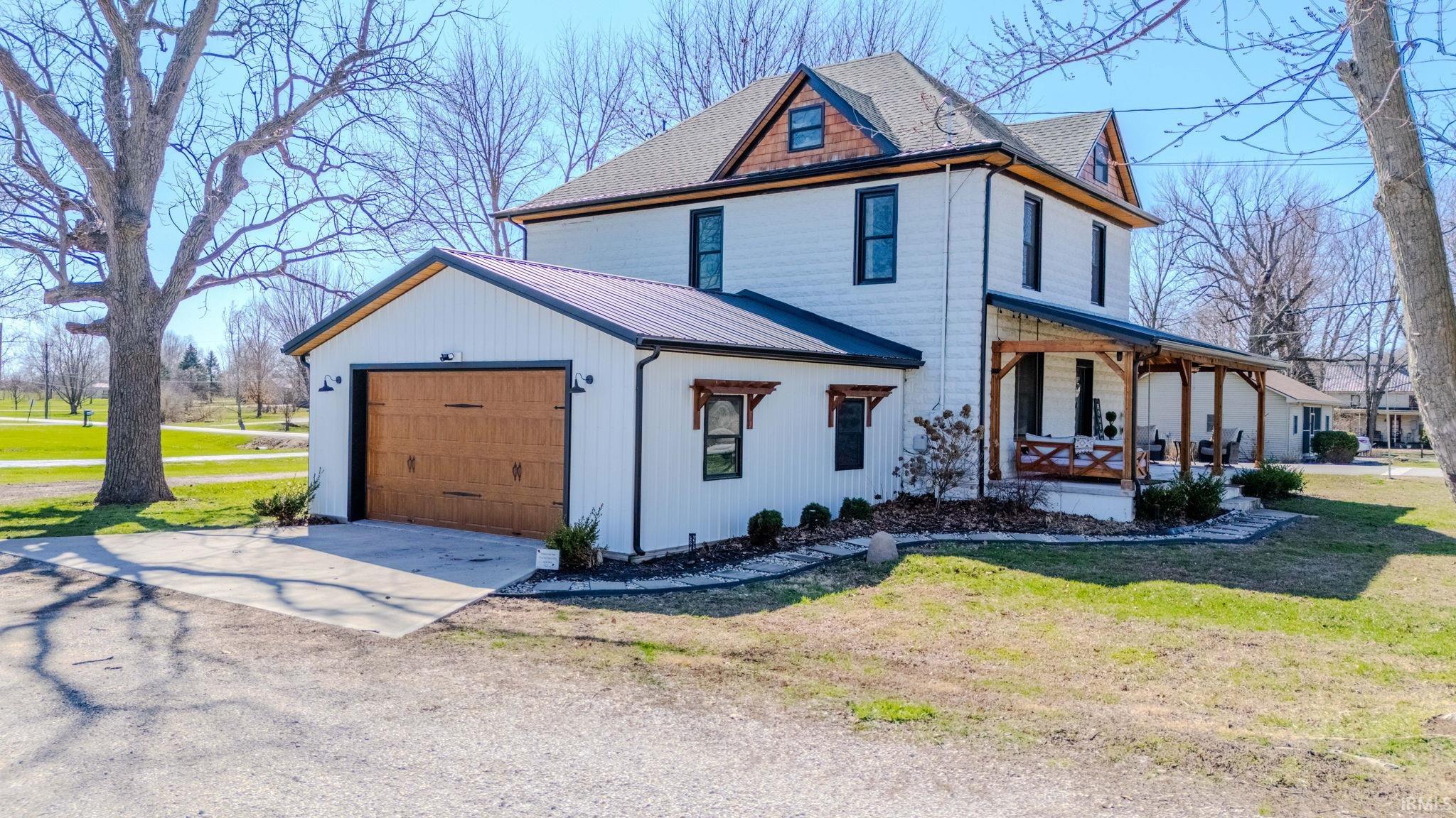 Photo 34 of 1695 Pike Street