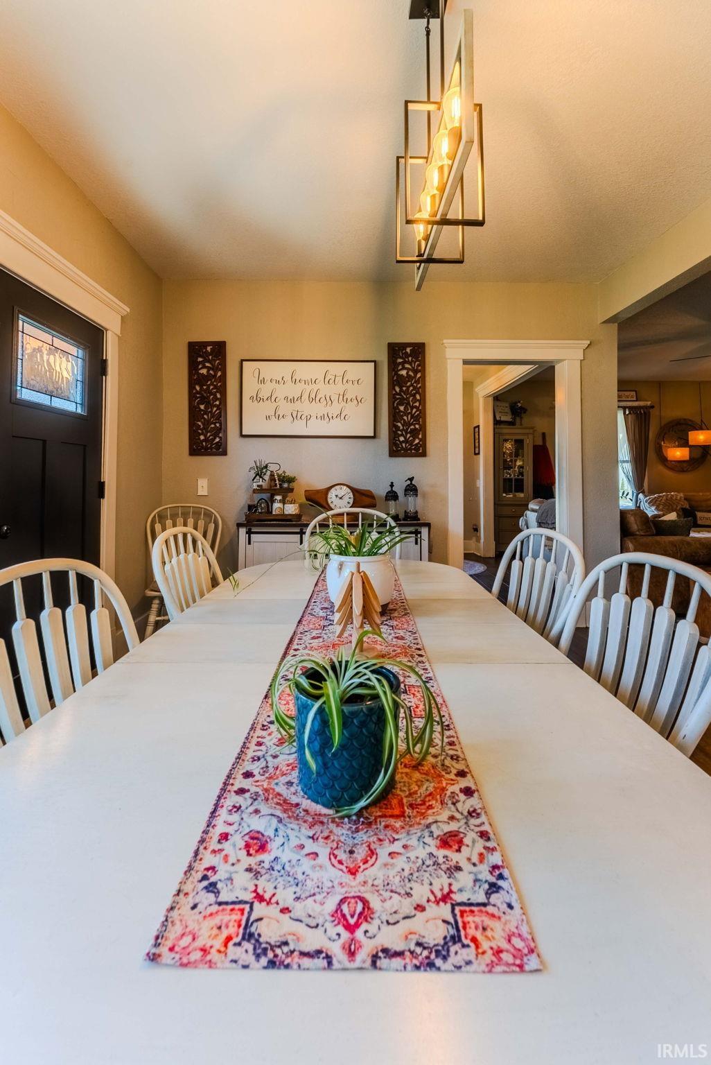 Photo 7 of 1695 Pike Street