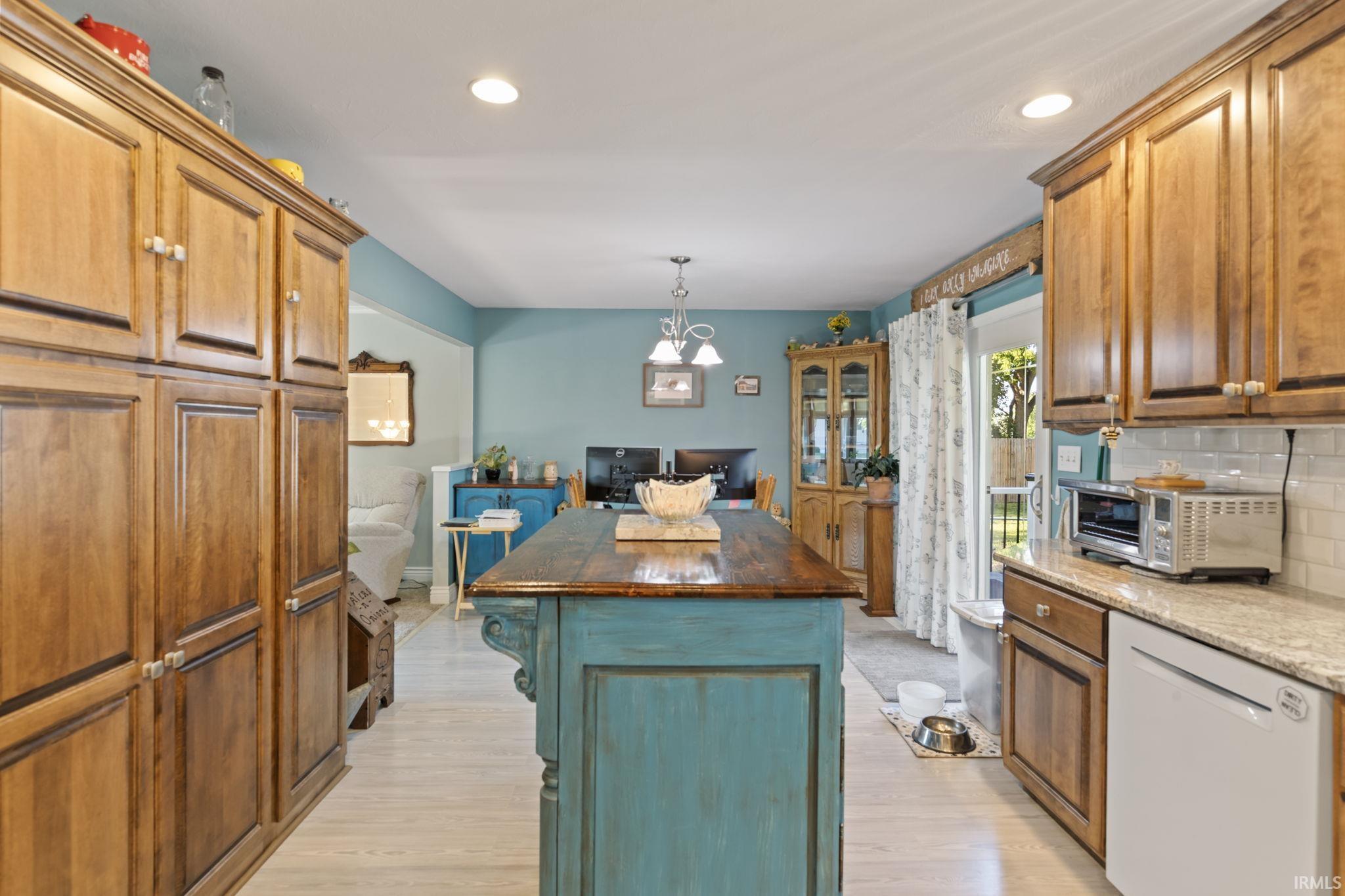 Photo 10 of 610 Claudia Lane