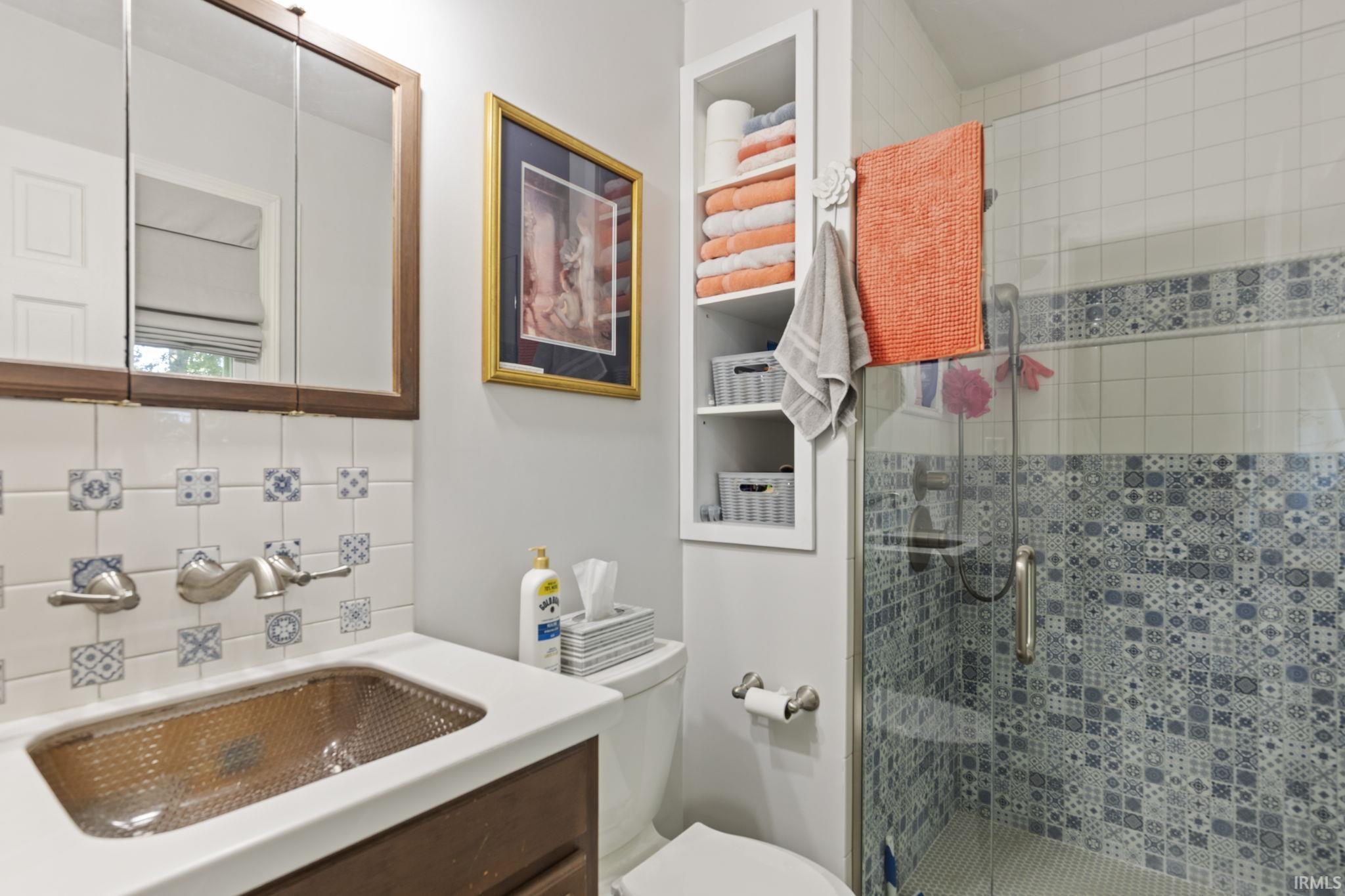 Photo 17 of 610 Claudia Lane