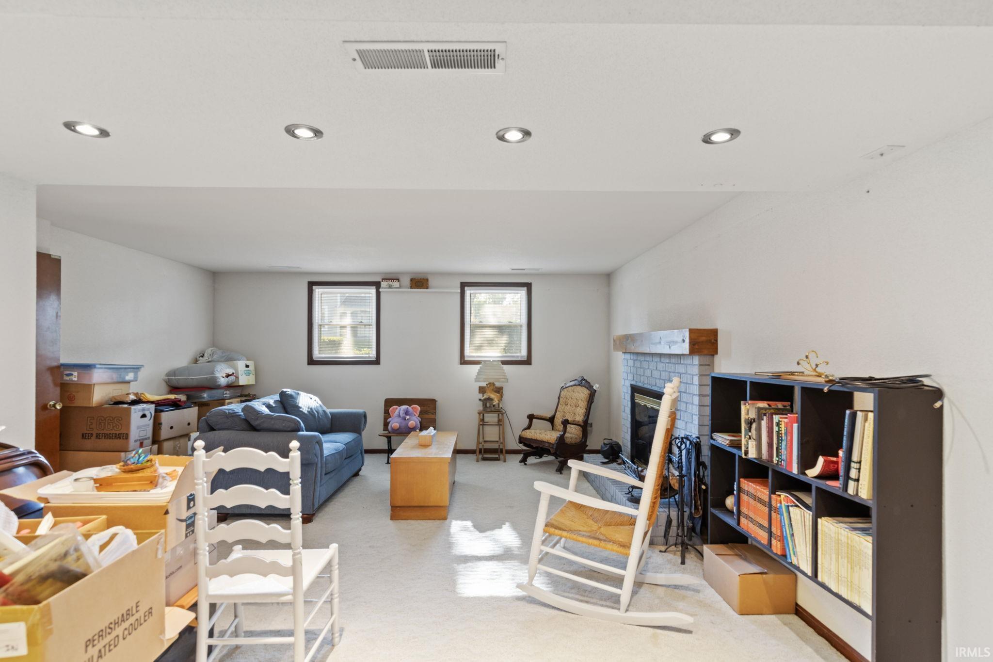 Photo 21 of 610 Claudia Lane