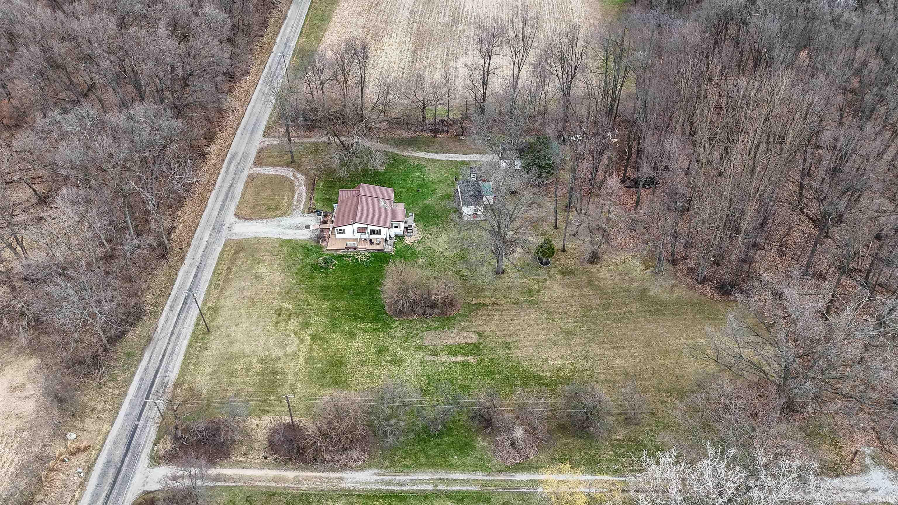 Aerial view of property and surrounding area
