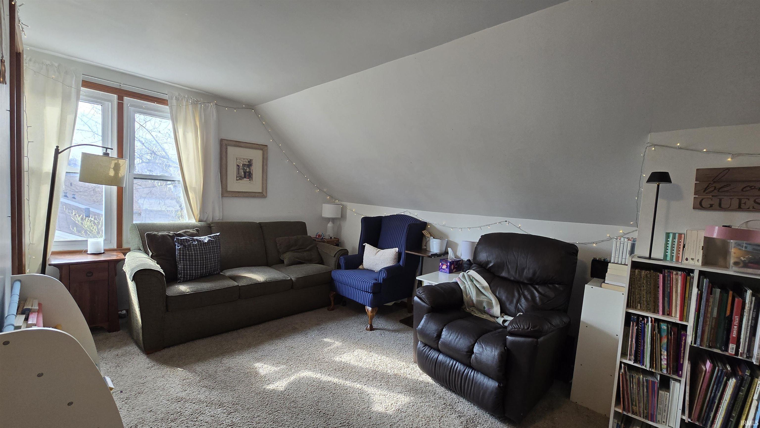 Photo 21 of 813 Kenwood Avenue