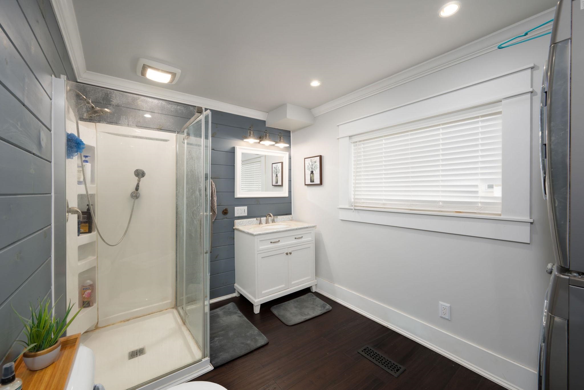 Photo 18 of 58 Madison Street