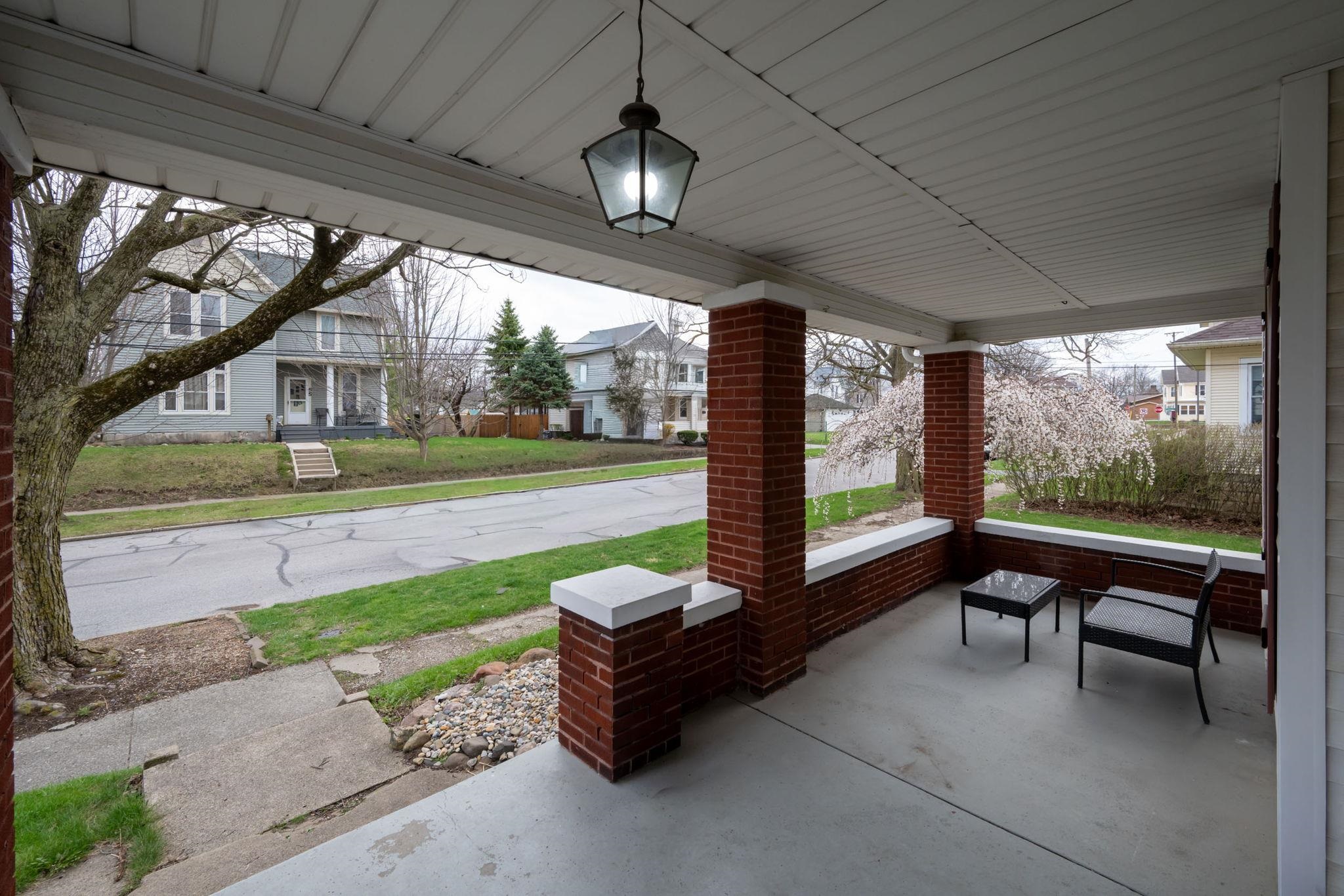 Photo 23 of 58 Madison Street