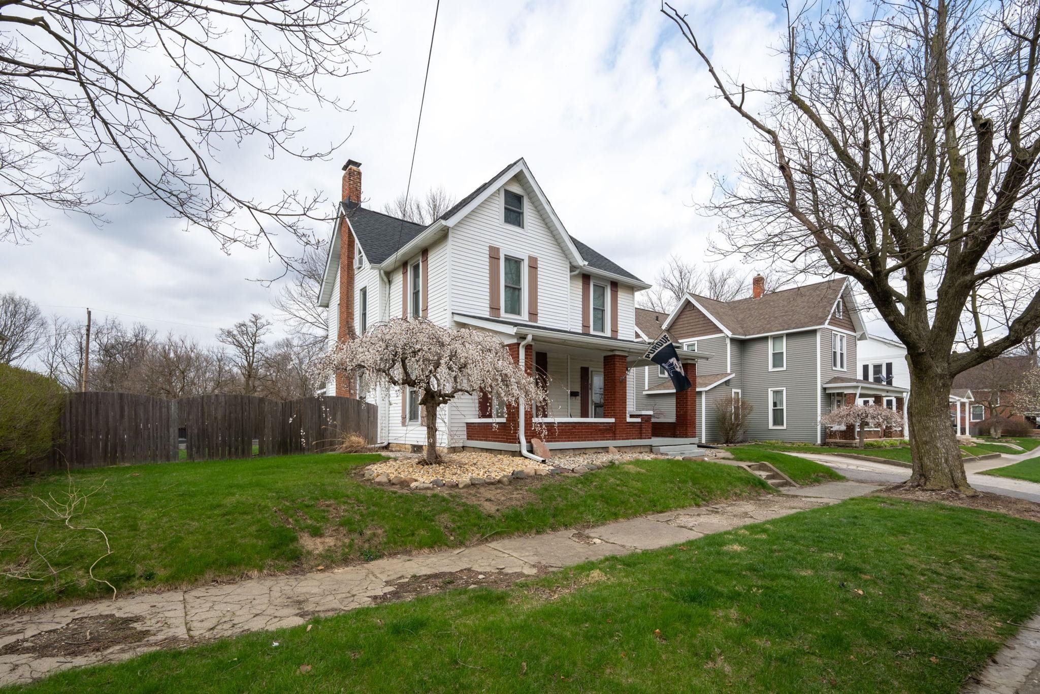 Photo 33 of 58 Madison Street