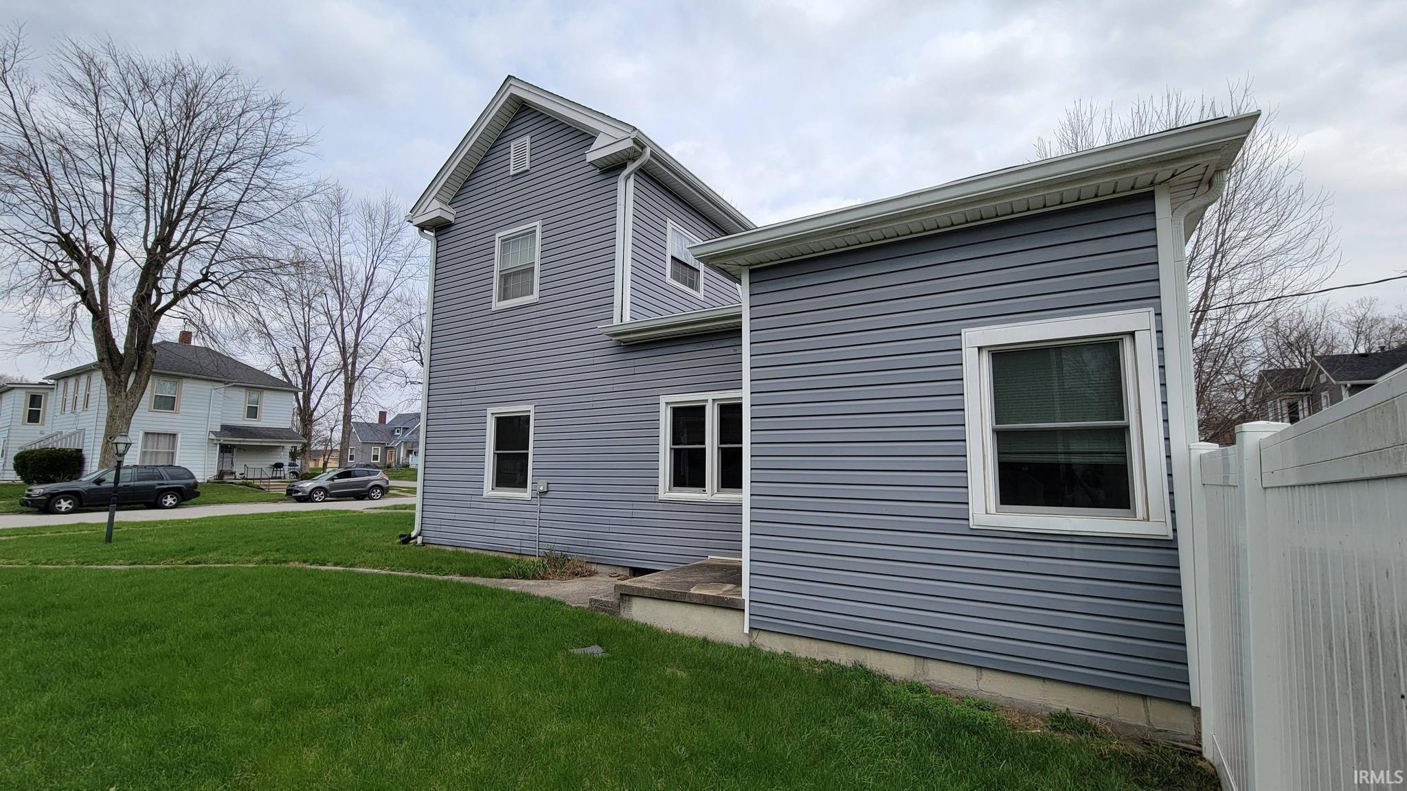 View of side of home