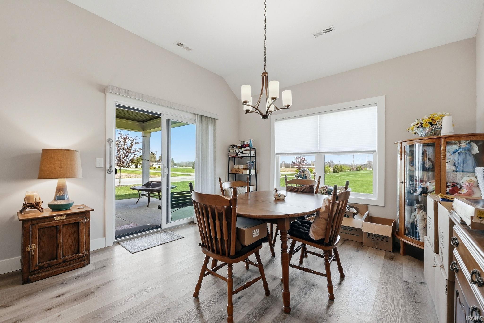 Photo 4 of 1572 Hager Way