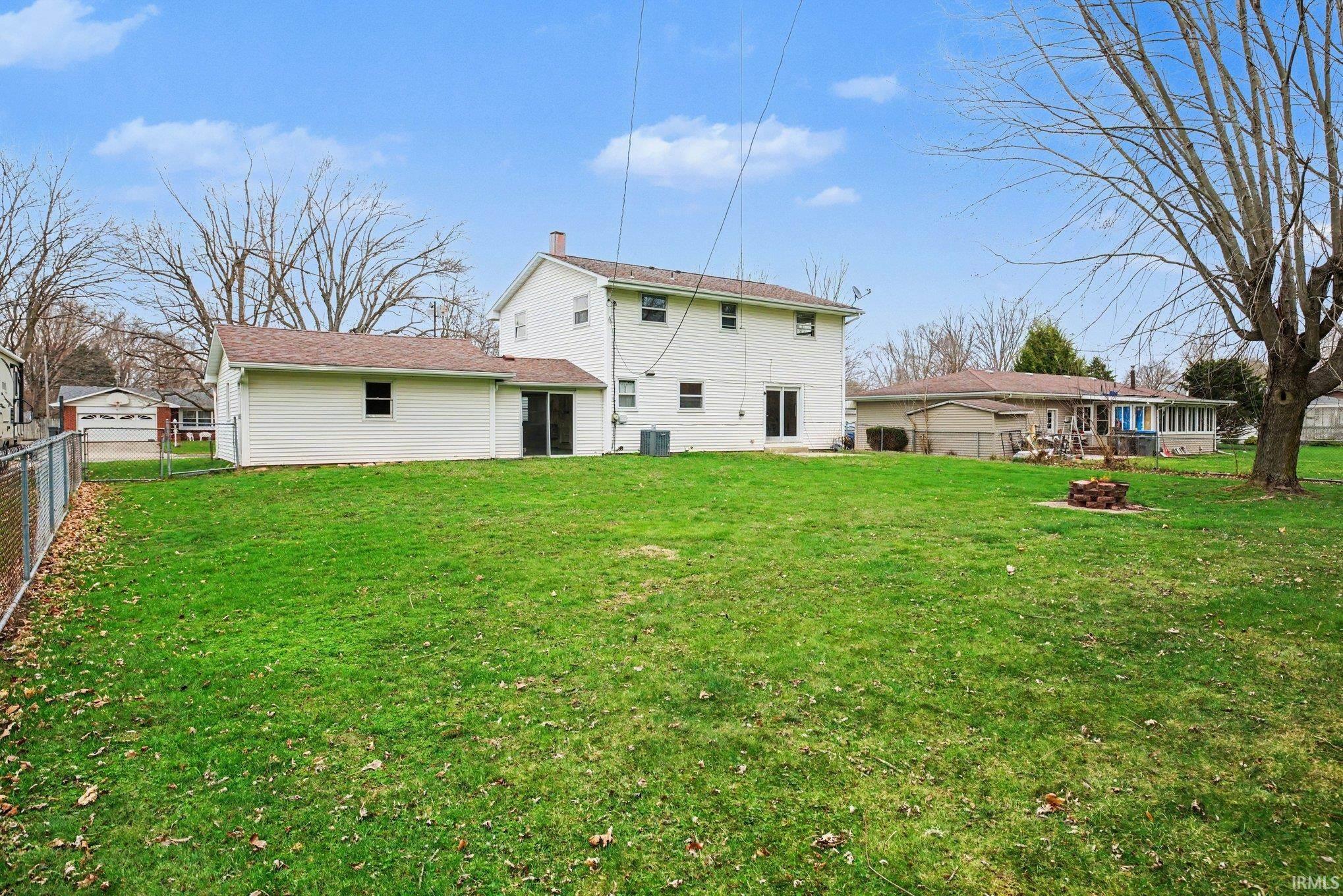 Photo 15 of 40 Greenway Drive