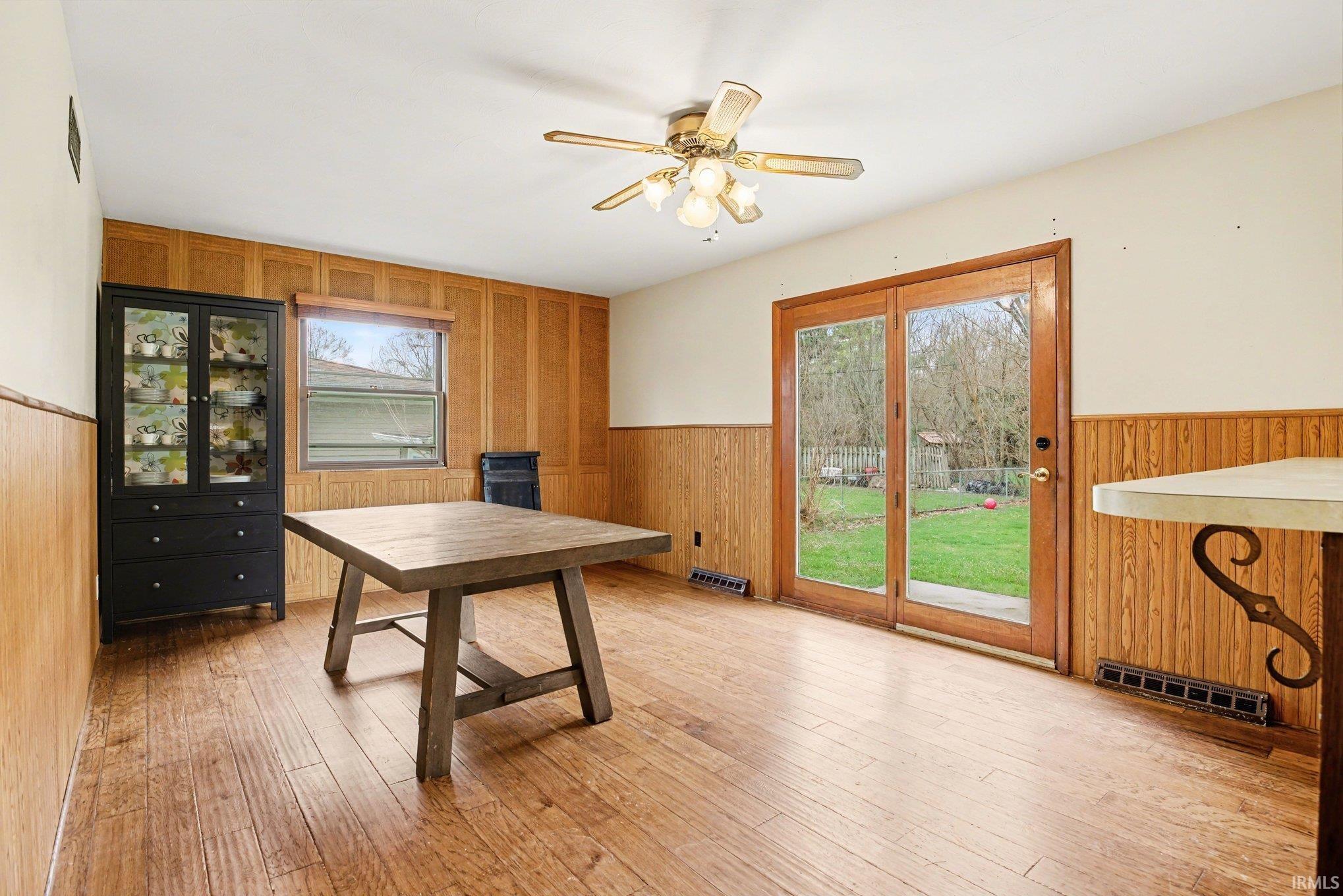 Photo 3 of 40 Greenway Drive