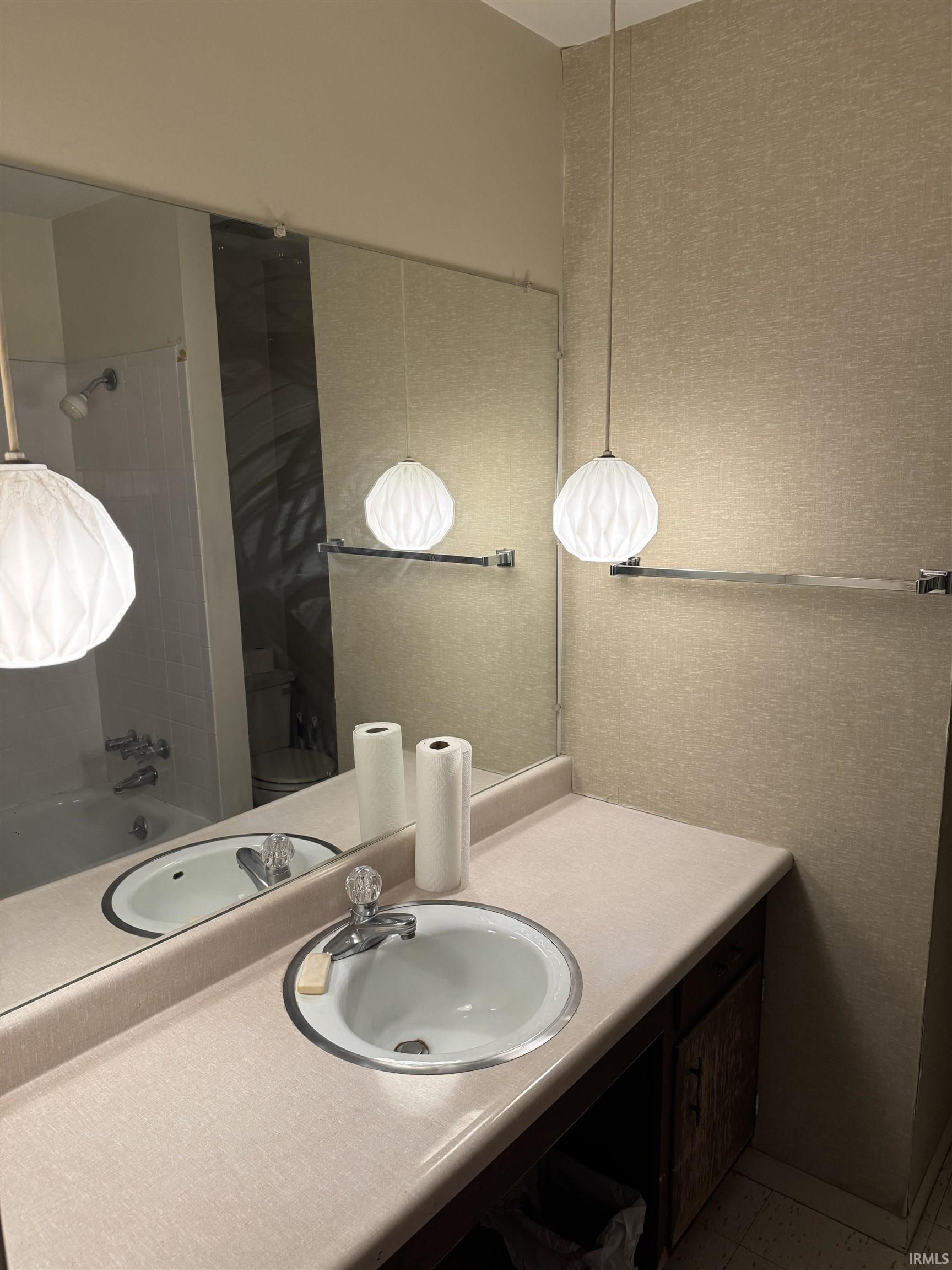 Photo 14 of 7602 Harcourt Drive