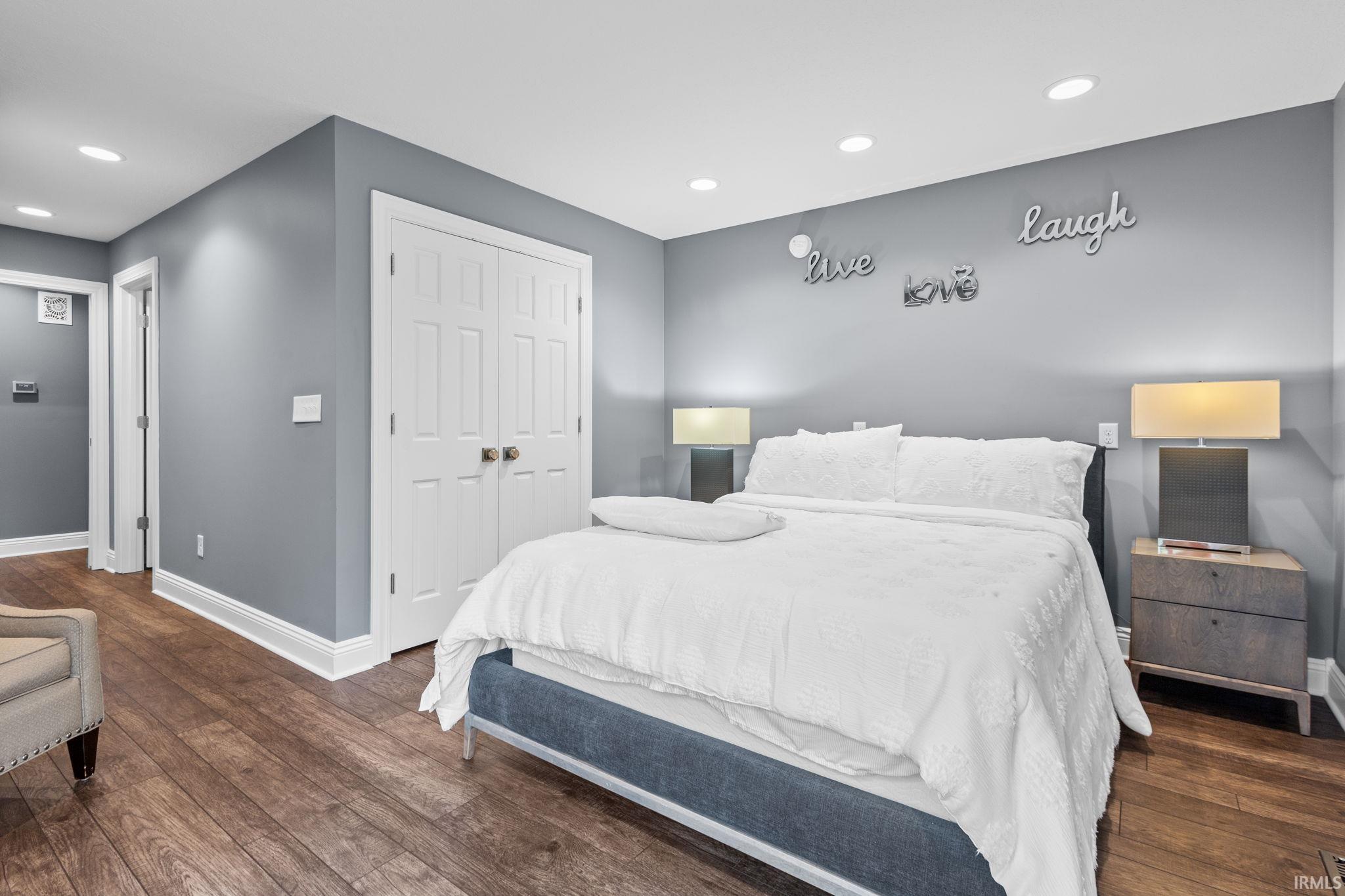 Photo 11 of 2227 Turnberry Lane