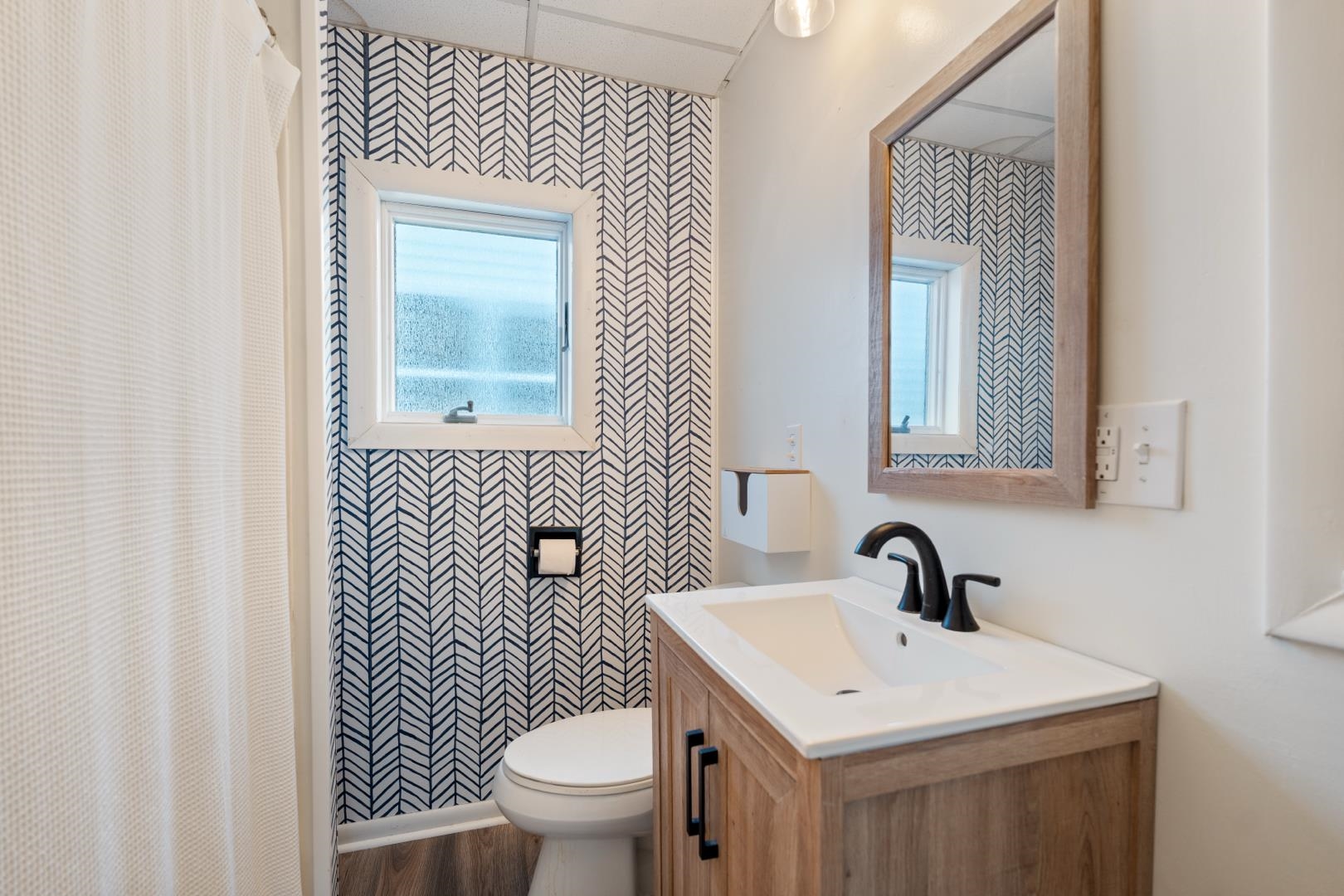 Photo 19 of 310 S Detroit Street