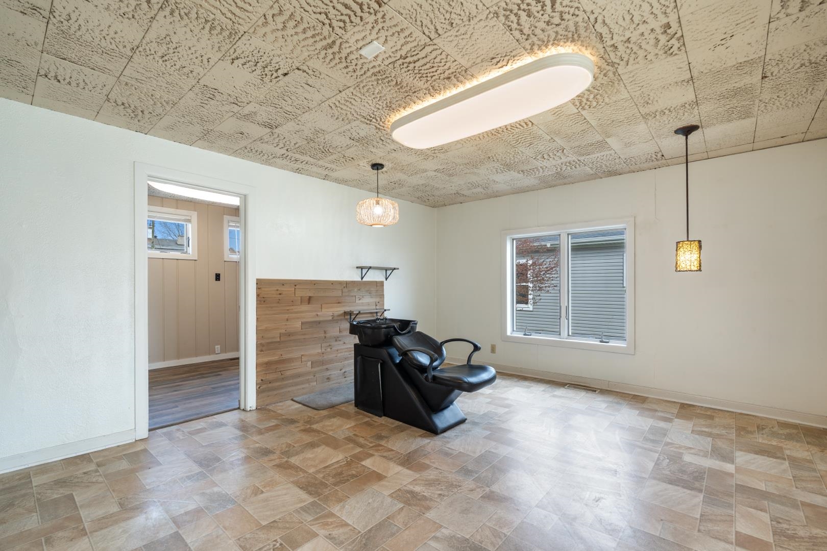 Photo 7 of 310 S Detroit Street