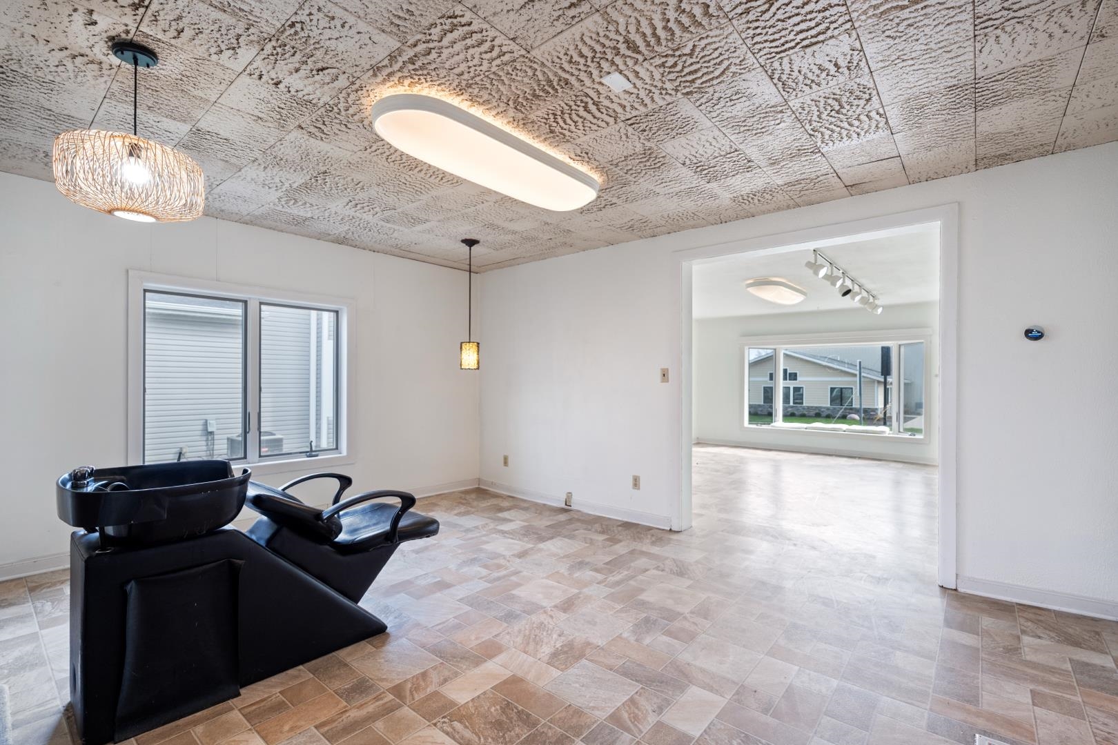 Photo 8 of 310 S Detroit Street