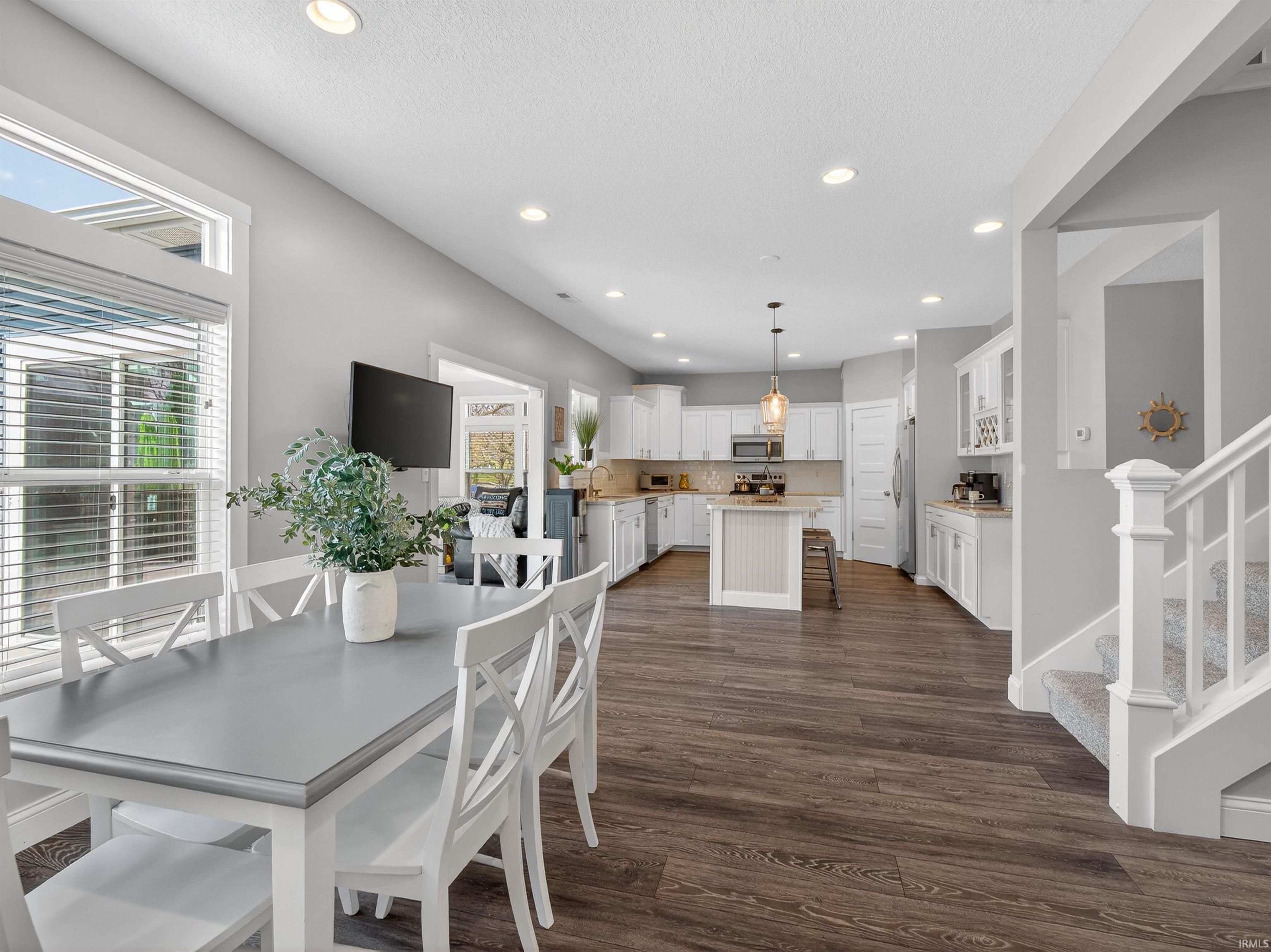 Photo 9 of 10469 N Moore Street