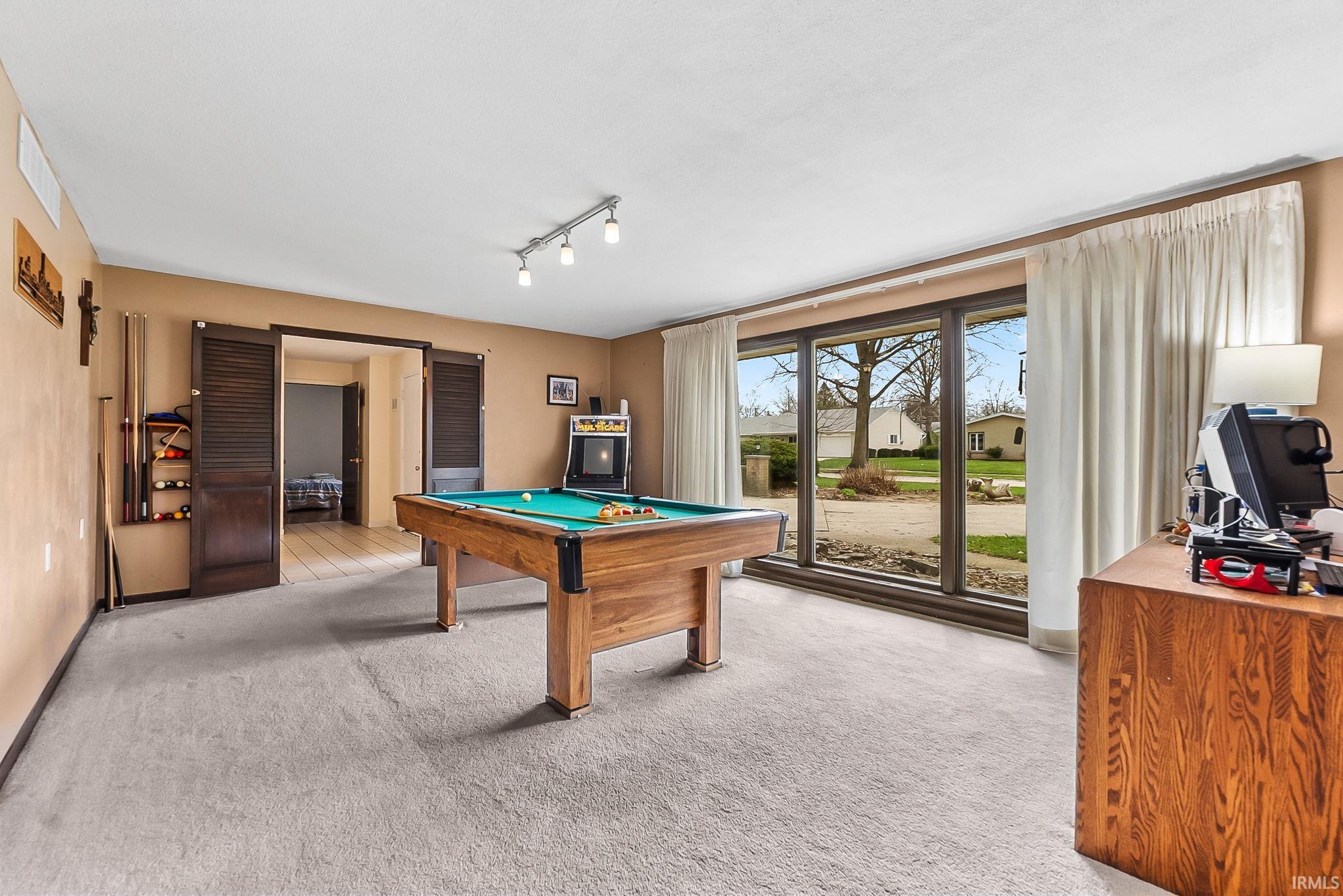 Photo 5 of 1426 Lakewood Drive