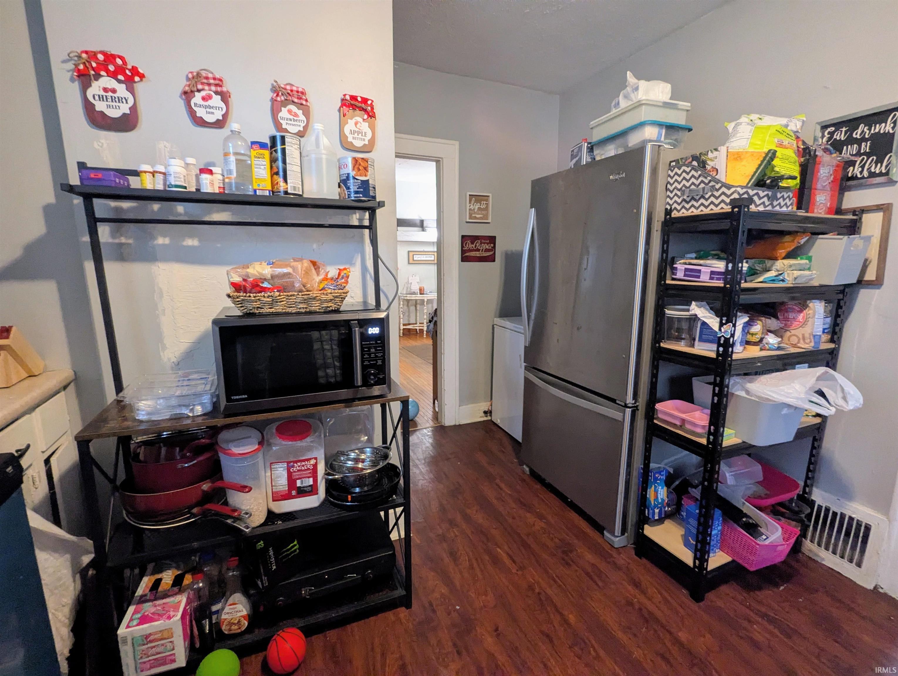 Photo 13 of 1306 Sinclair Street