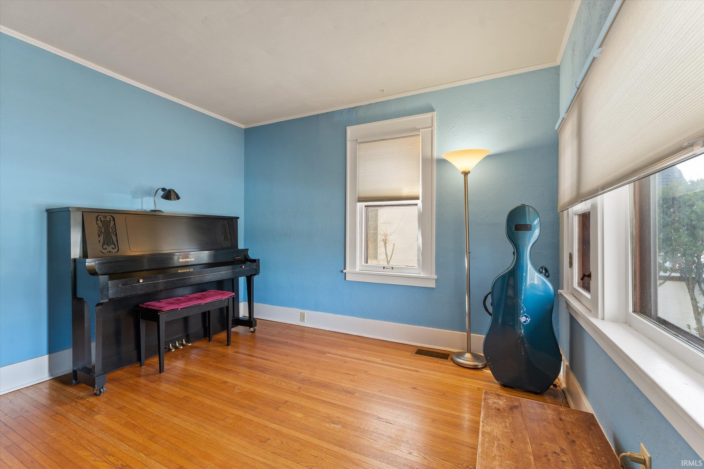 Bedroom #1