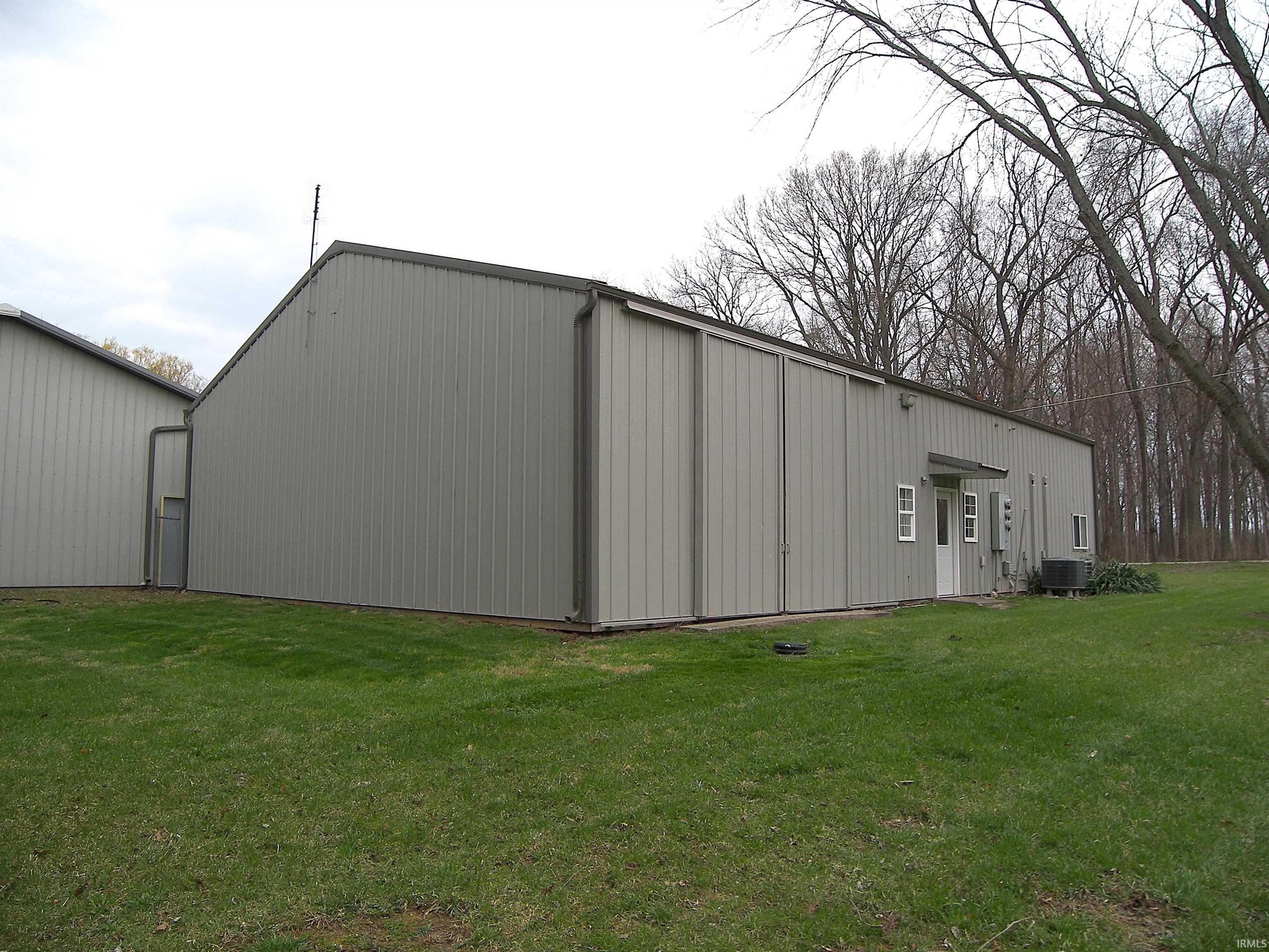 Photo 7 of 1057 E 350 N