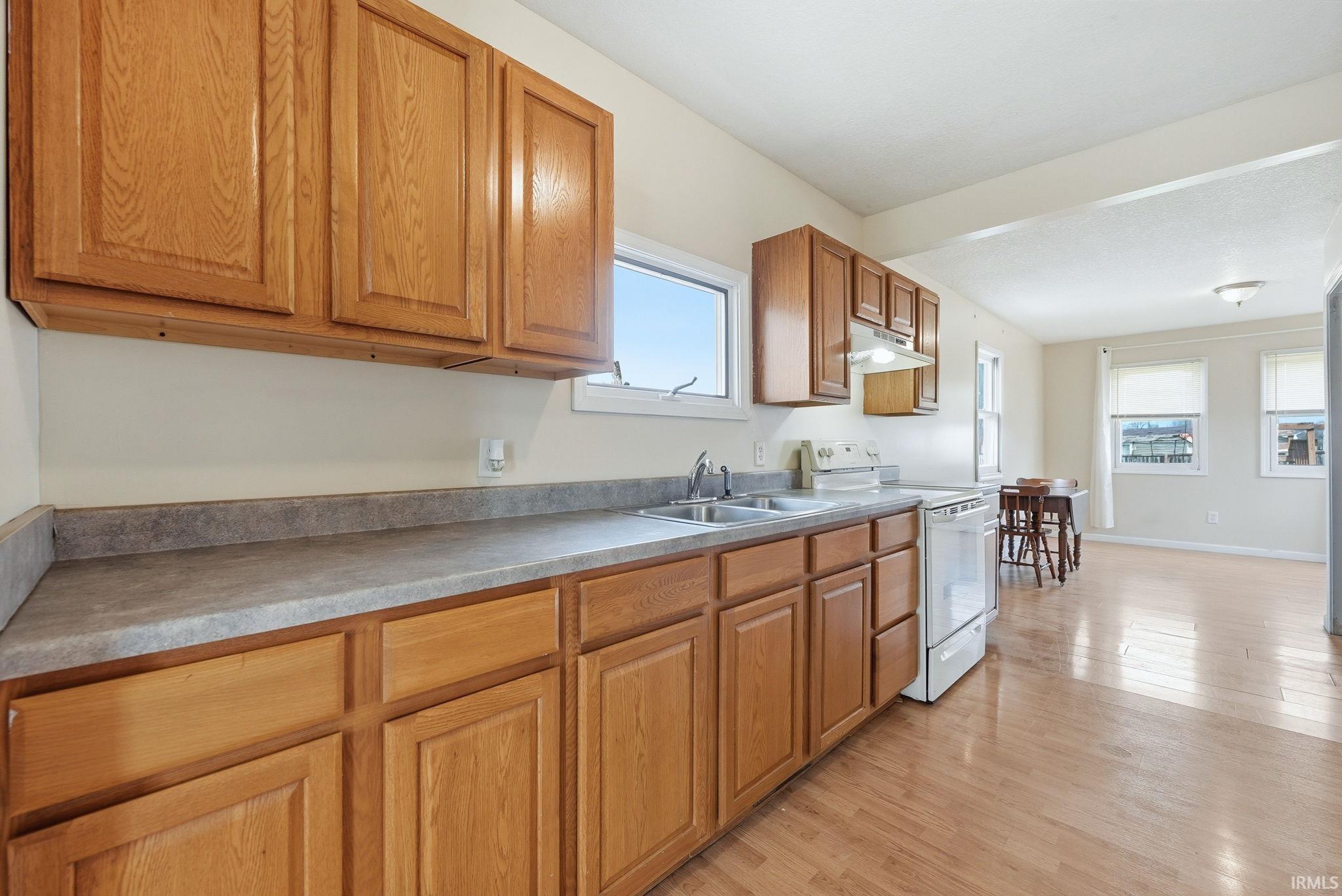 Photo 10 of 312 Joe Street