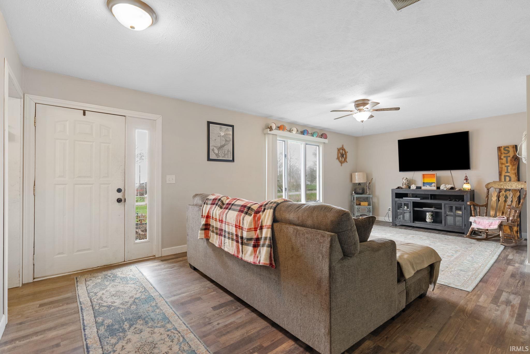 Photo 6 of 6907 E South Barbee Drive