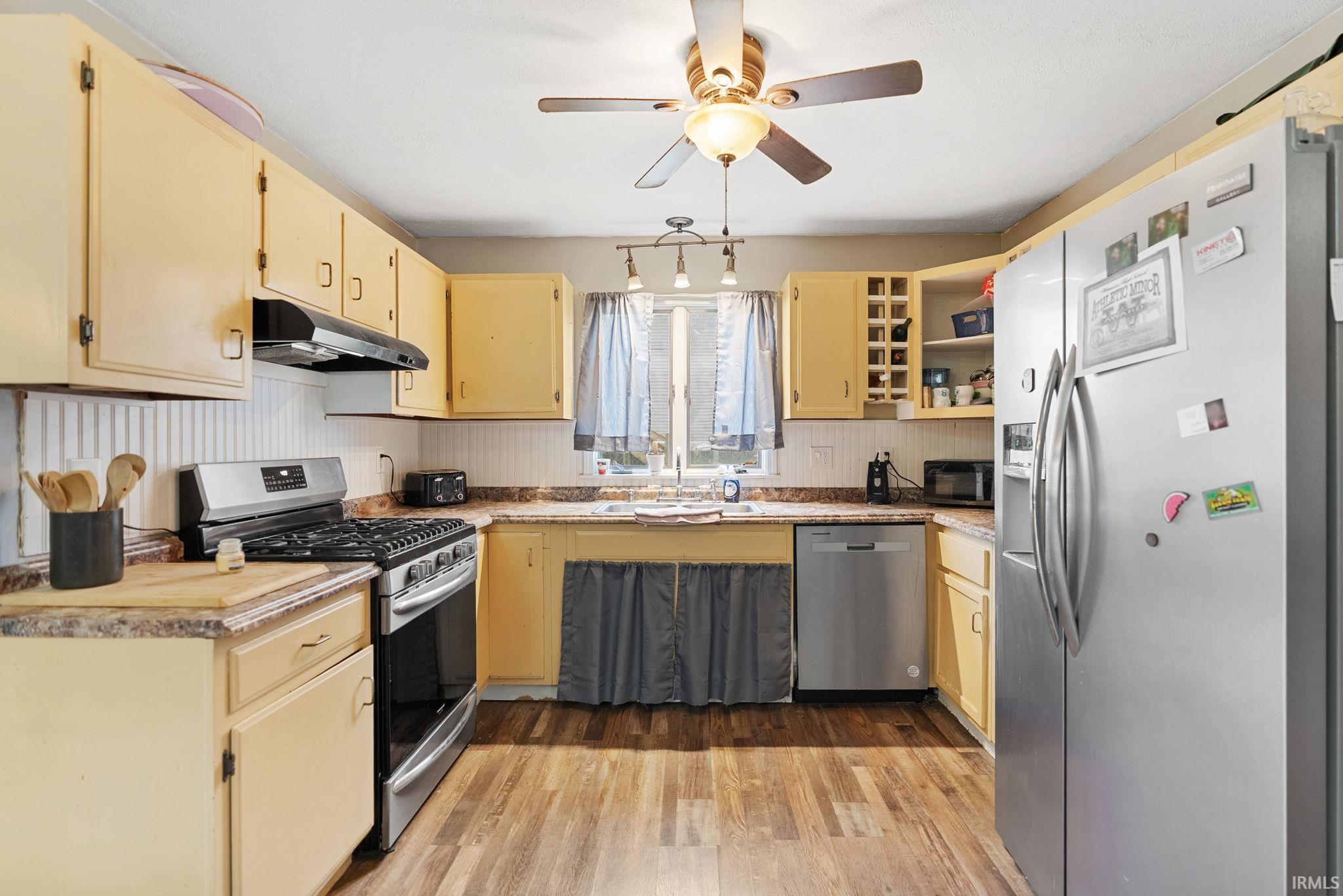 Photo 9 of 6907 E South Barbee Drive